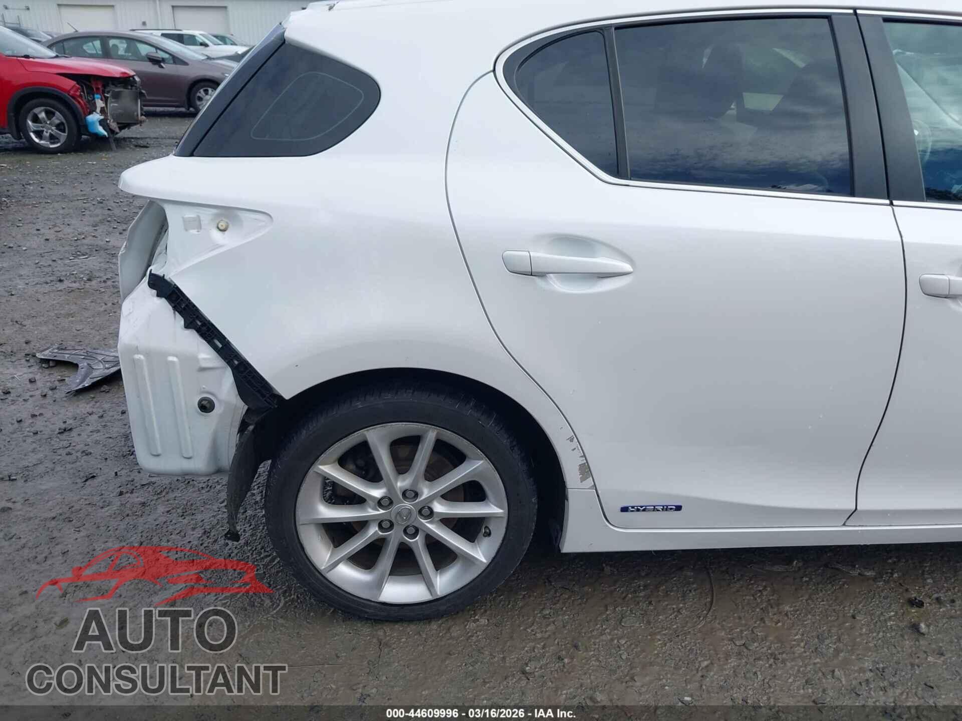 LEXUS CT 200H 2011 - JTHKD5BH5B2040965