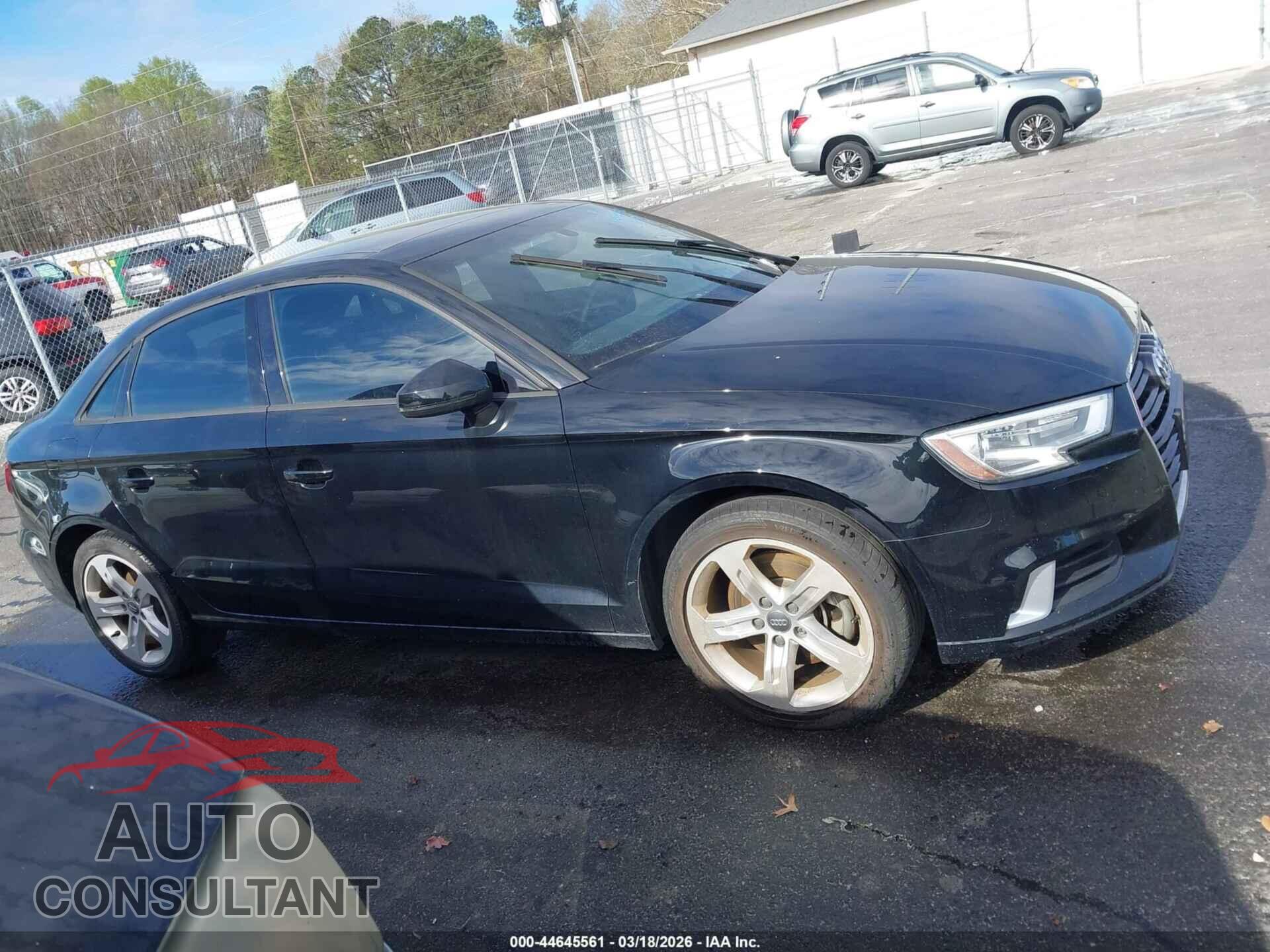 AUDI A3 2018 - WAUAUGFF6J1002969