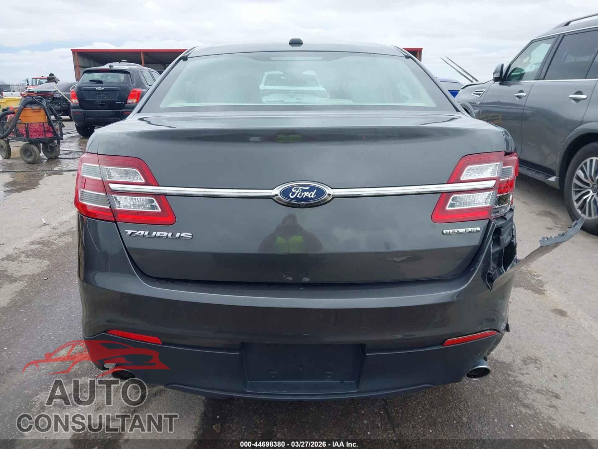 FORD TAURUS 2017 - 1FAHP2D8XHG110704