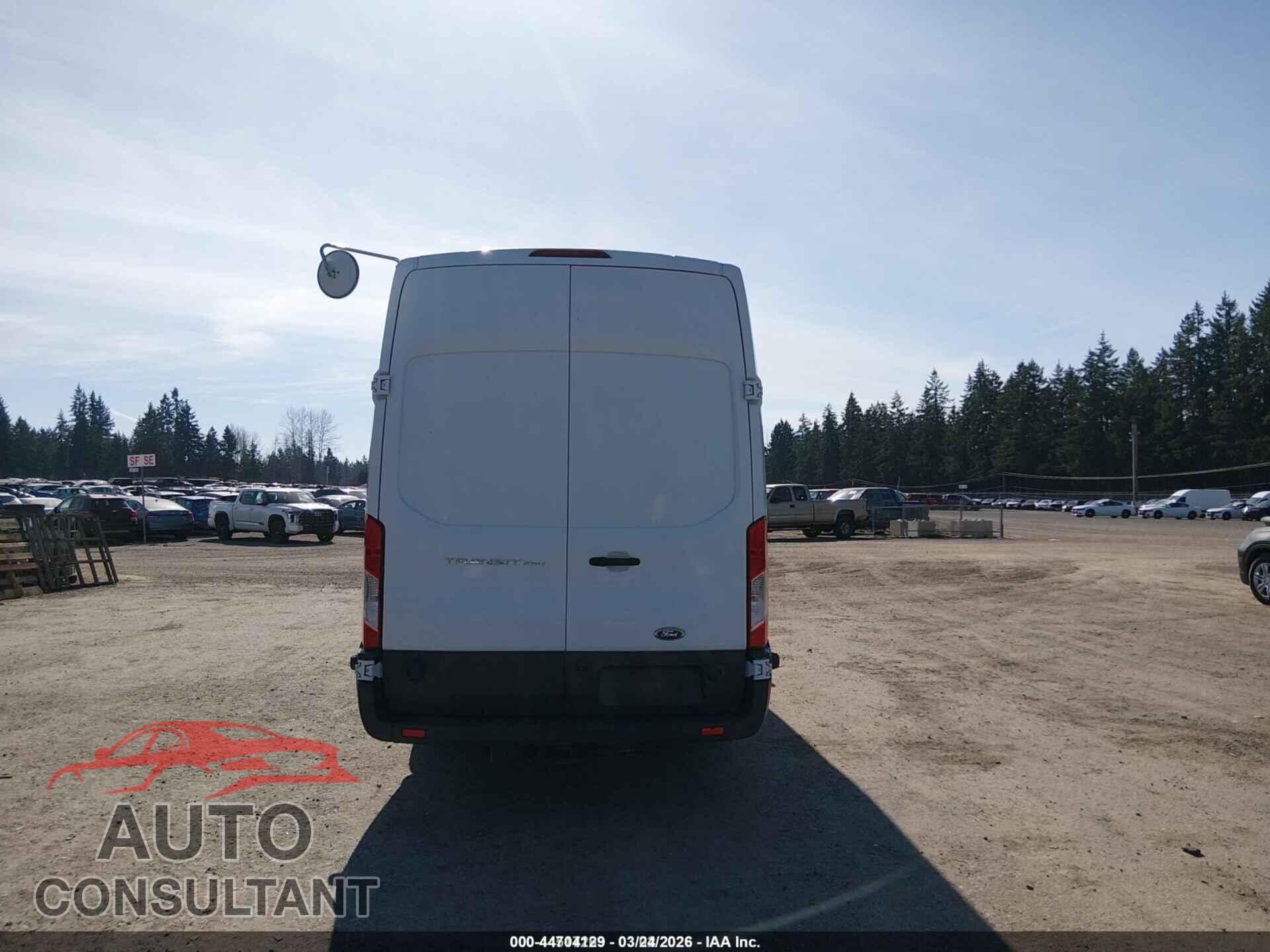 FORD TRANSIT-250 2017 - 1FTYR3XM4HKB27949