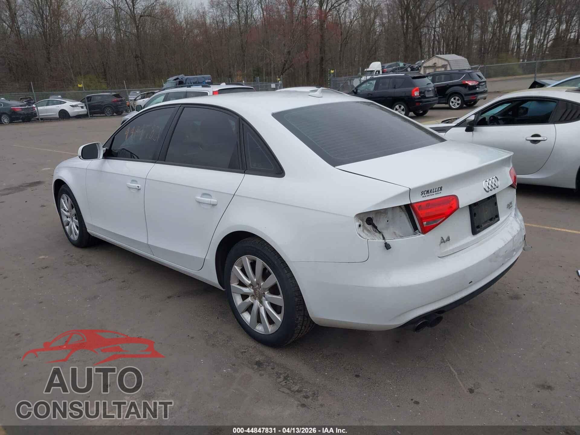 AUDI A4 2013 - WAUBFAFL7DN008388