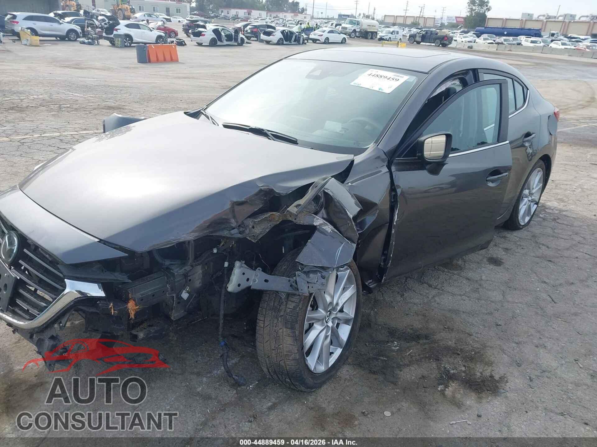 MAZDA MAZDA3 2017 - 3MZBN1W3XHM129547