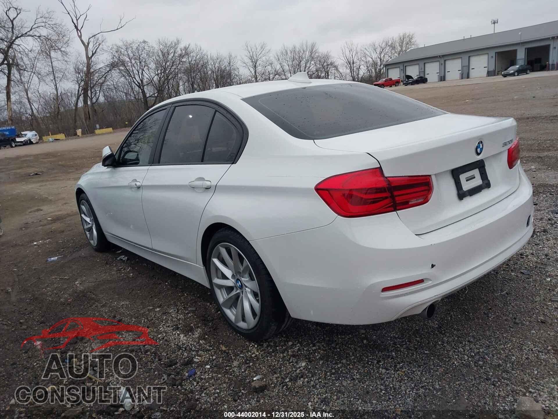 BMW 320I 2018 - WBA8E1G5XJNU90489