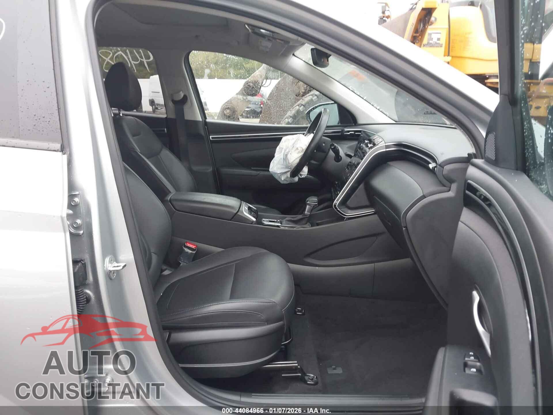 HYUNDAI TUCSON 2023 - 5NMJFCAE3PH192801