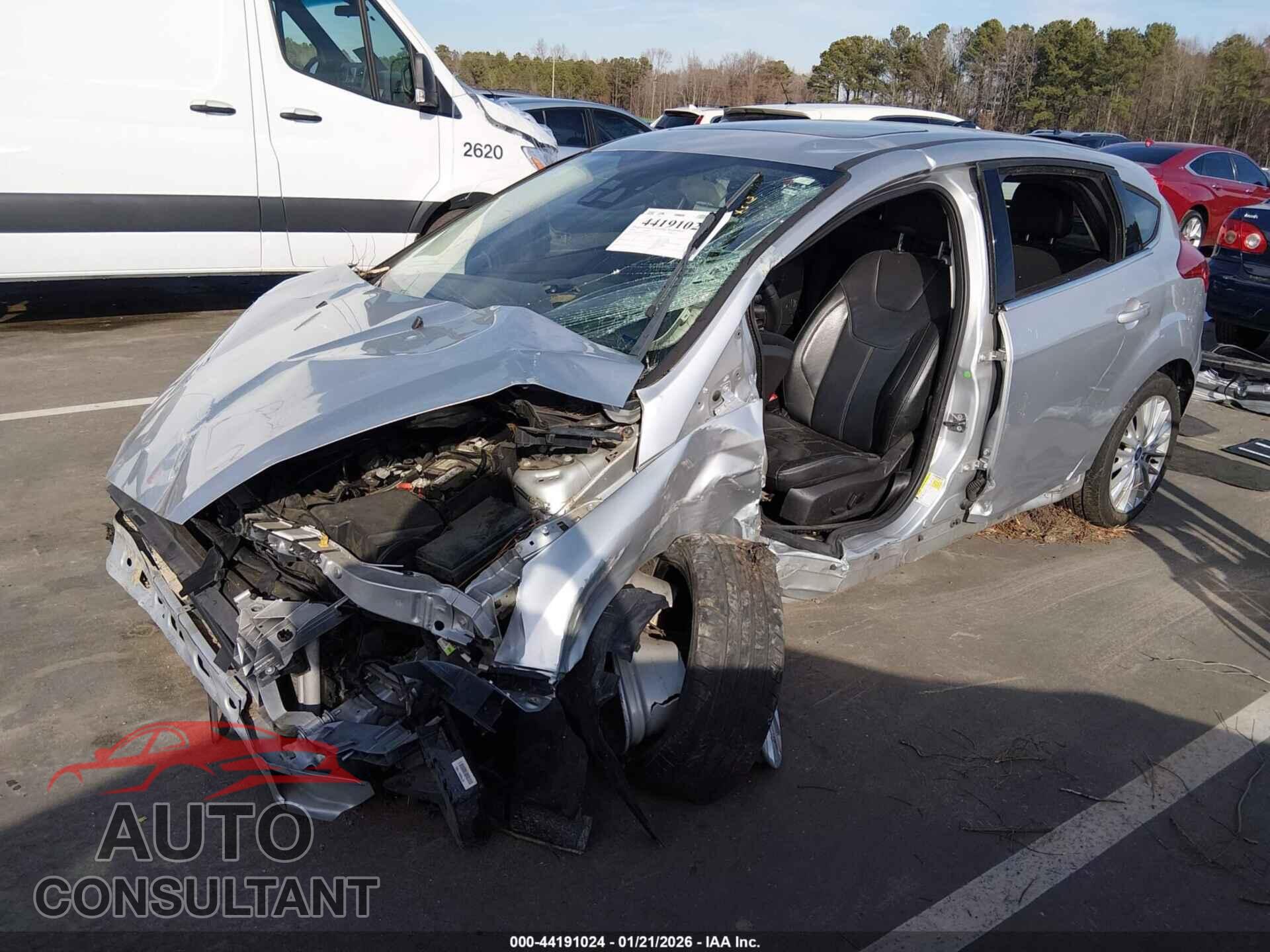 FORD FOCUS 2018 - 1FADP3N29JL247113