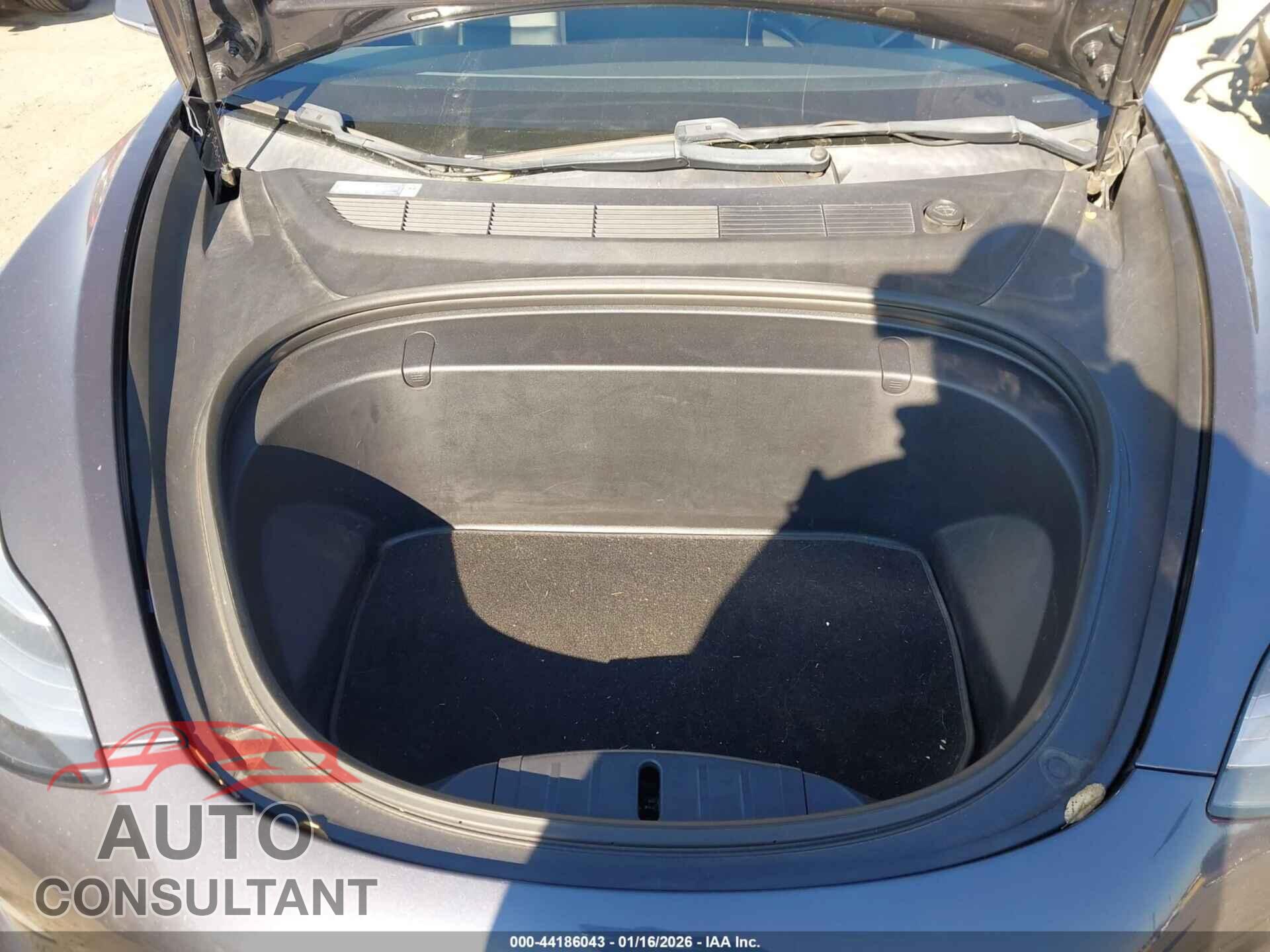 TESLA MODEL 3 2018 - 5YJ3E1EA2JF037592