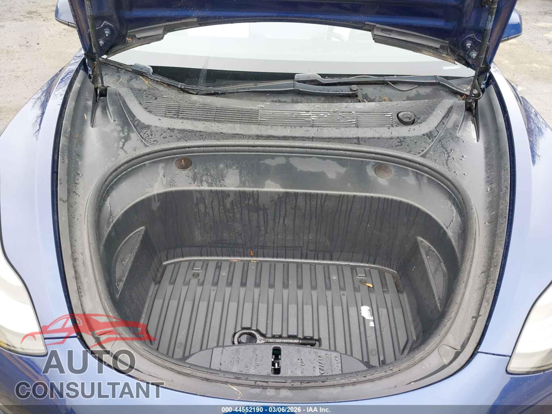 TESLA MODEL 3 2021 - 5YJ3E1EB8MF975433