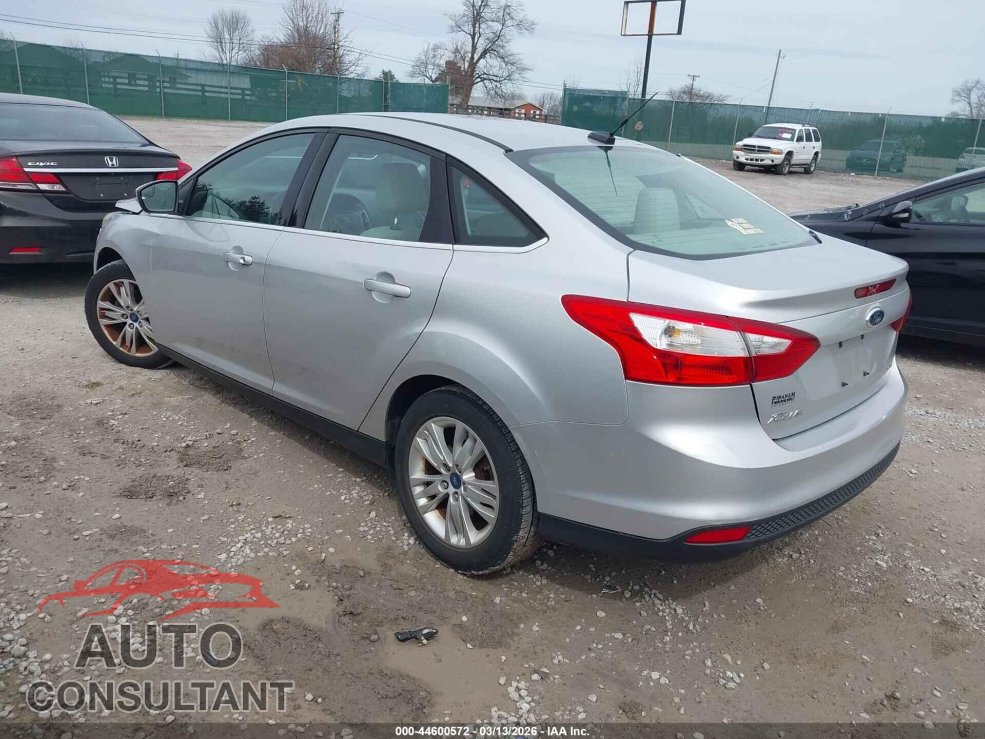 FORD FOCUS 2012 - 1FAHP3H23CL106909