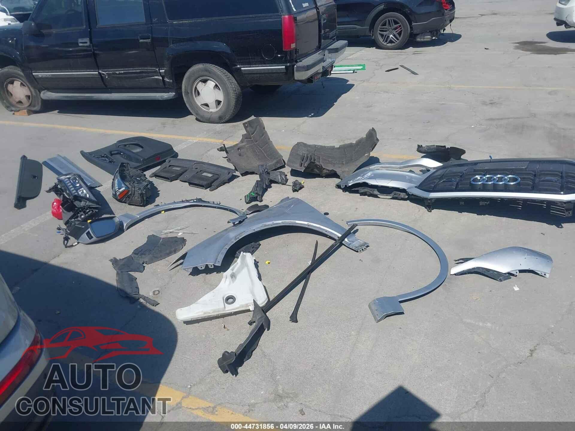 AUDI Q7 2021 - WA1LXAF77MD013629