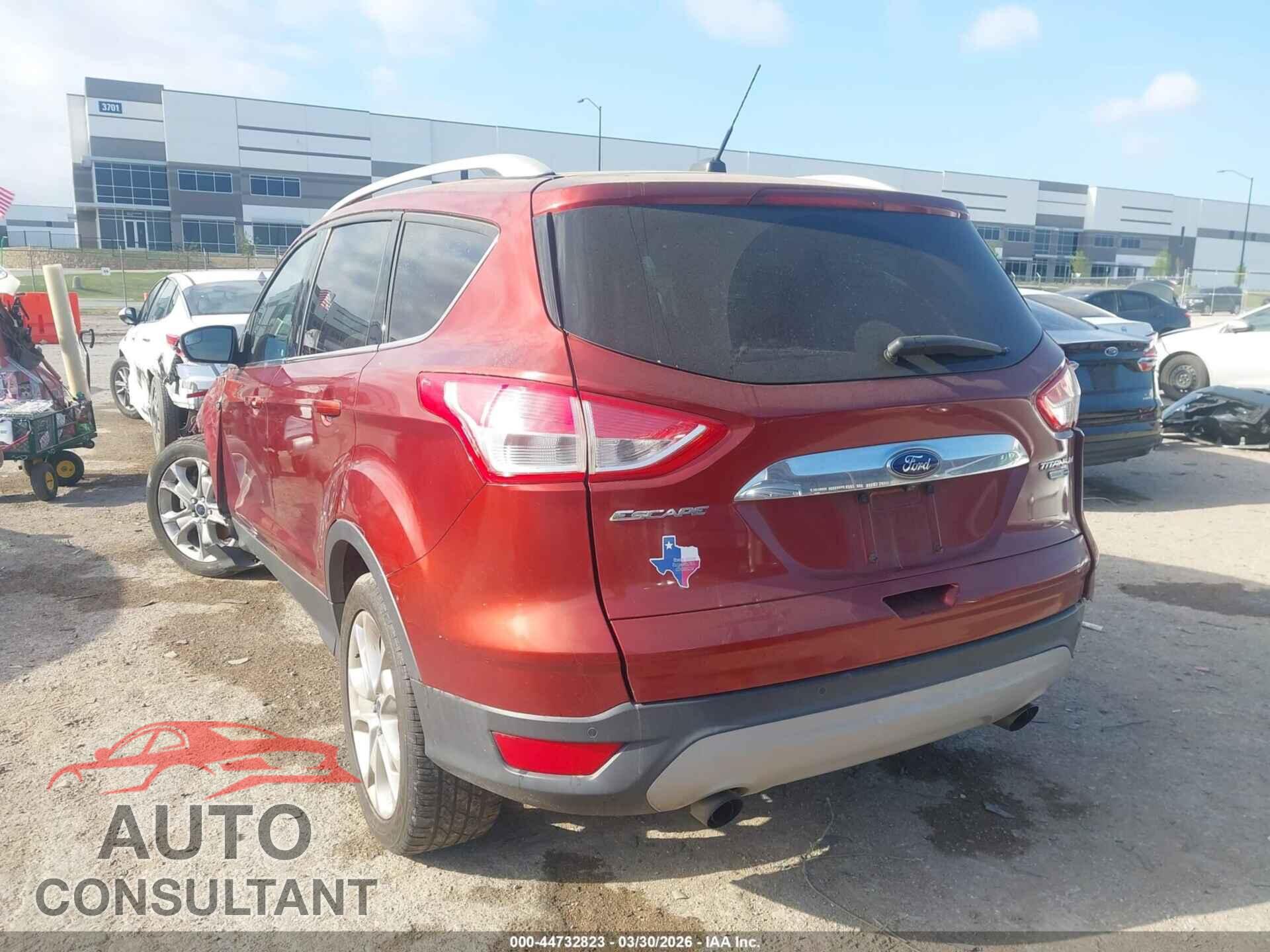 FORD ESCAPE 2015 - 1FMCU9J92FUC14570