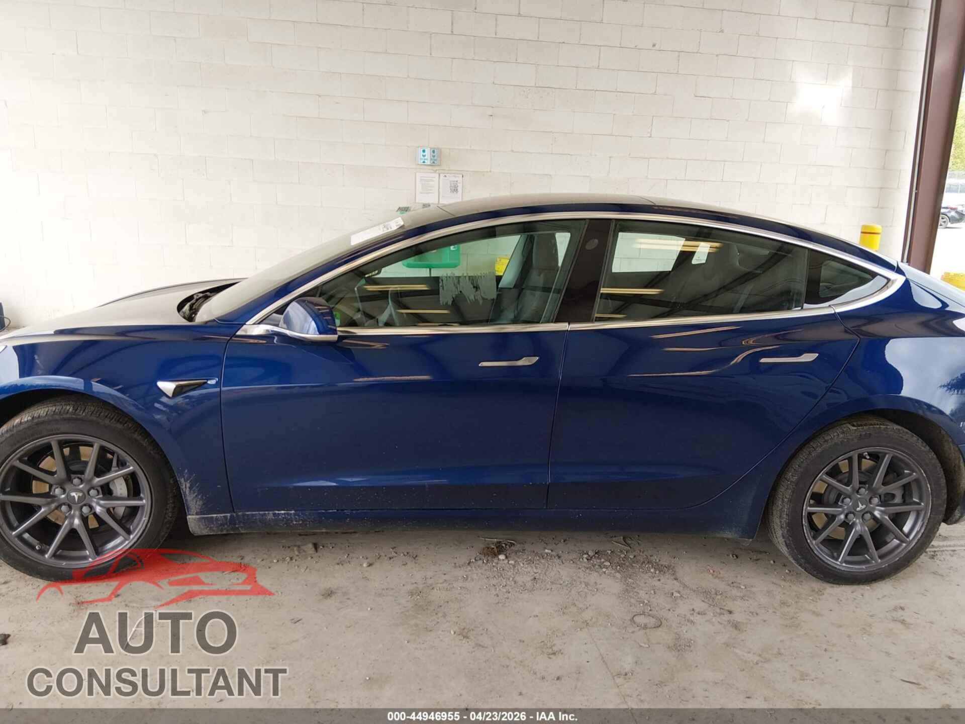 TESLA MODEL 3 2018 - 5YJ3E1EBXJF129736