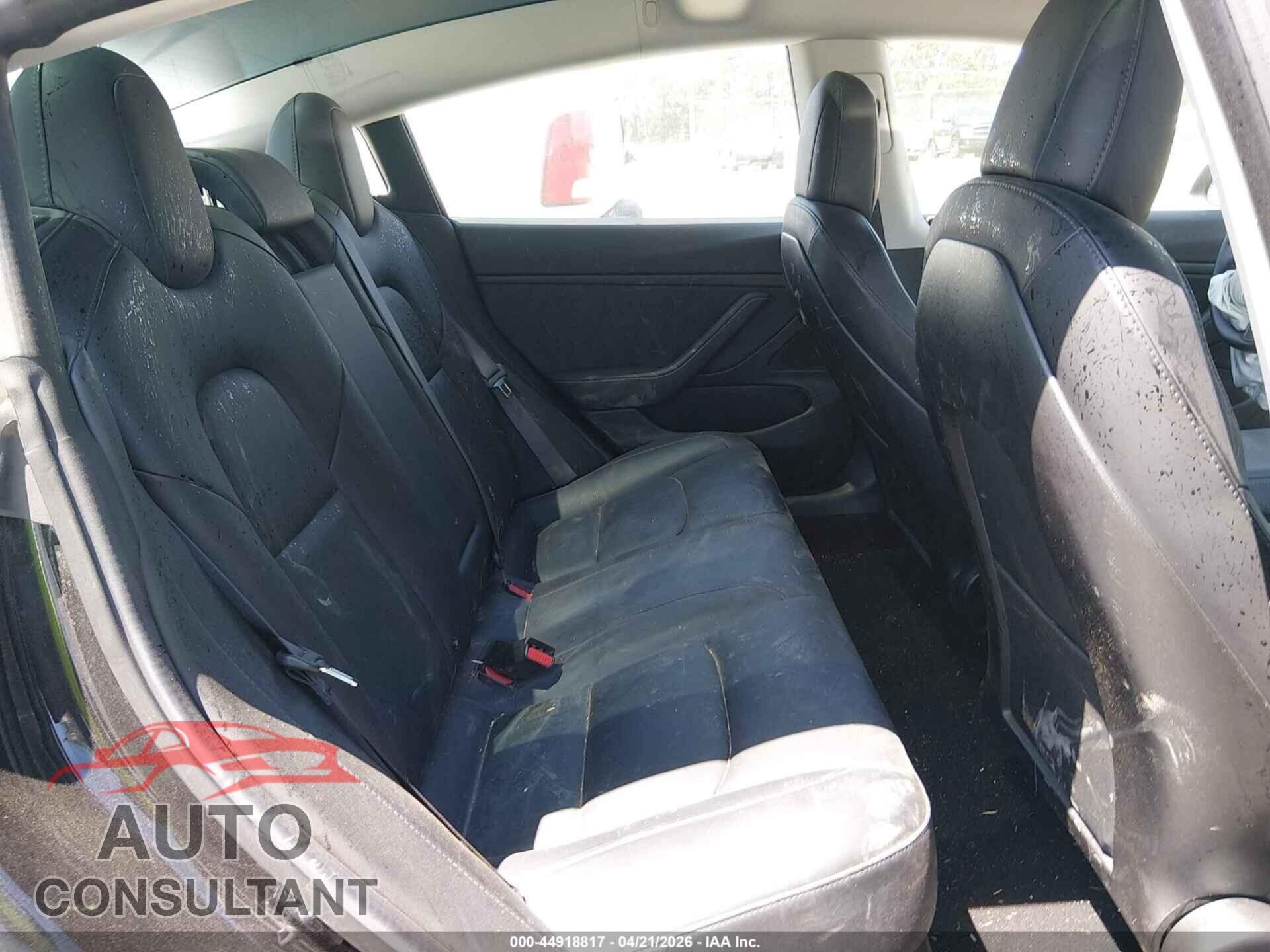 TESLA MODEL 3 2018 - 5YJ3E1EB9JF089682