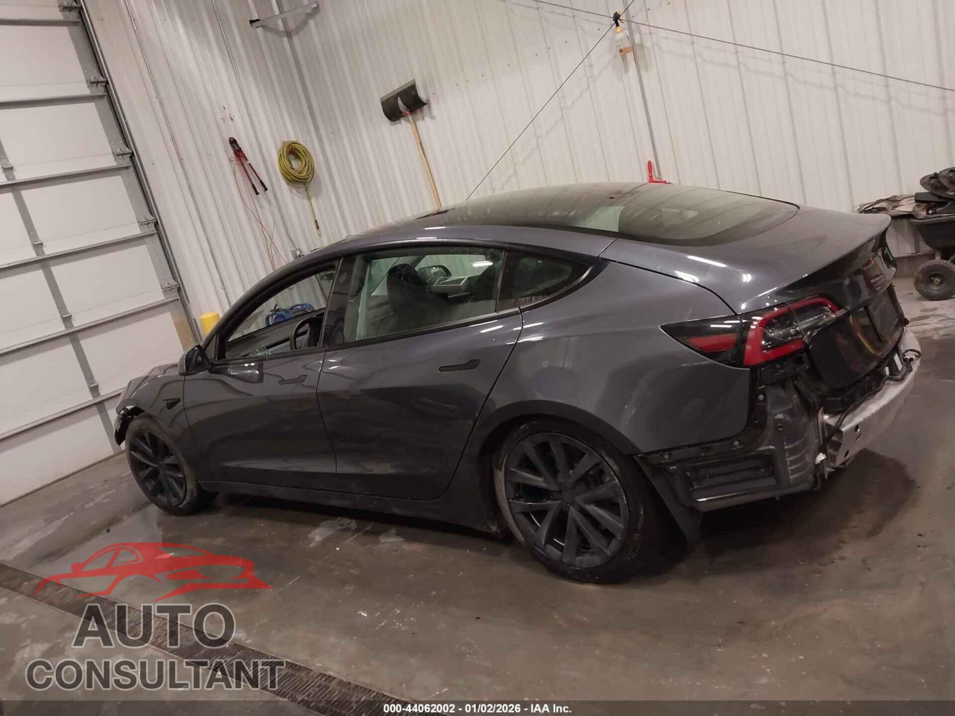 TESLA MODEL 3 2021 - 5YJ3E1EB8MF009910