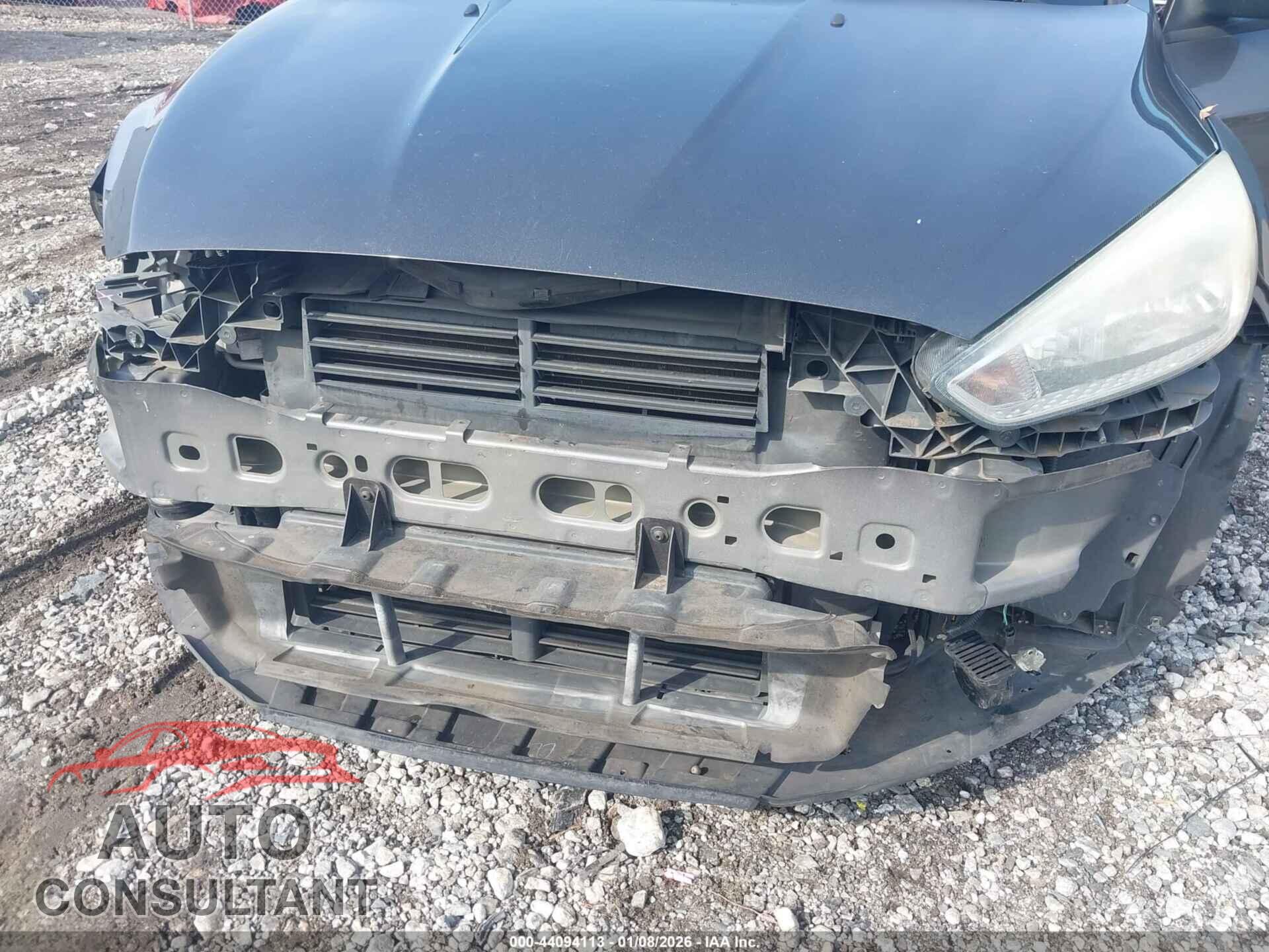 FORD FOCUS 2015 - 1FADP3E22FL280901