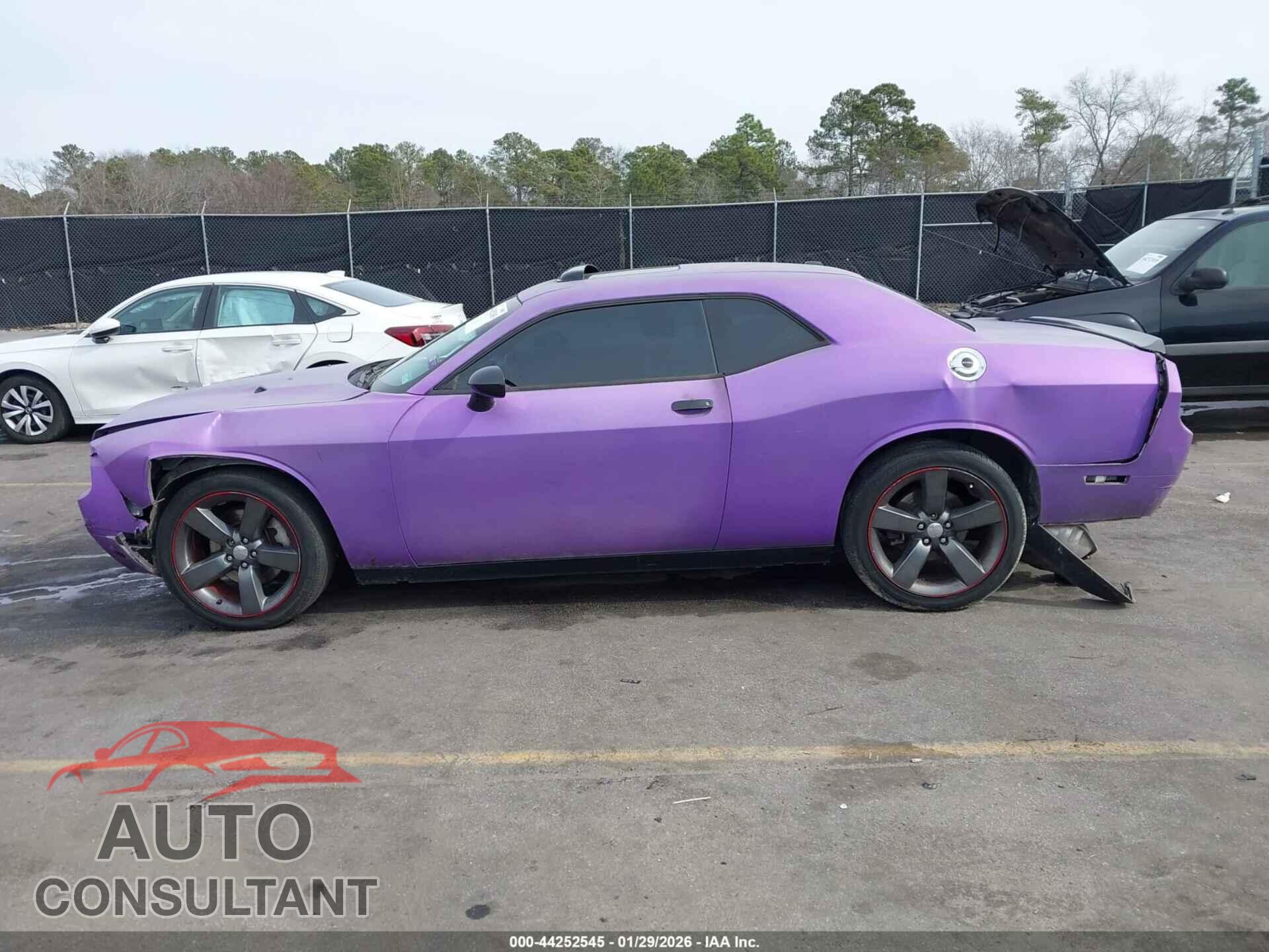 DODGE CHALLENGER 2013 - 2C3CDYAGXDH650875
