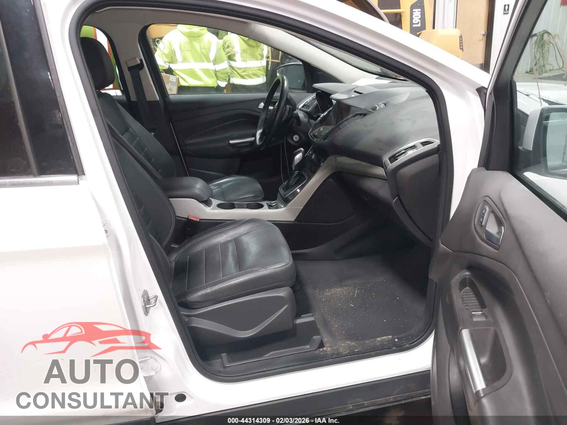 FORD ESCAPE 2013 - 1FMCU9H92DUC70608