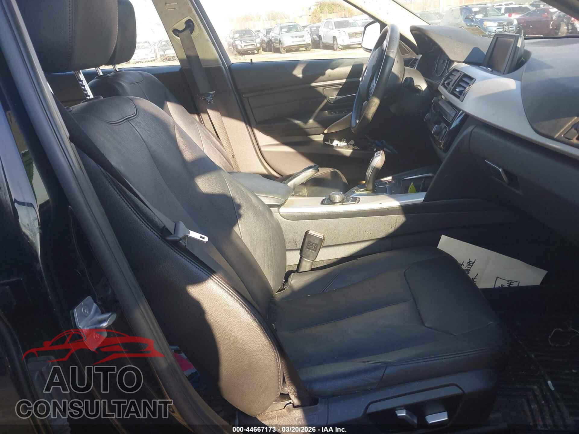 BMW 320I 2018 - WBA8A3C57JA505180