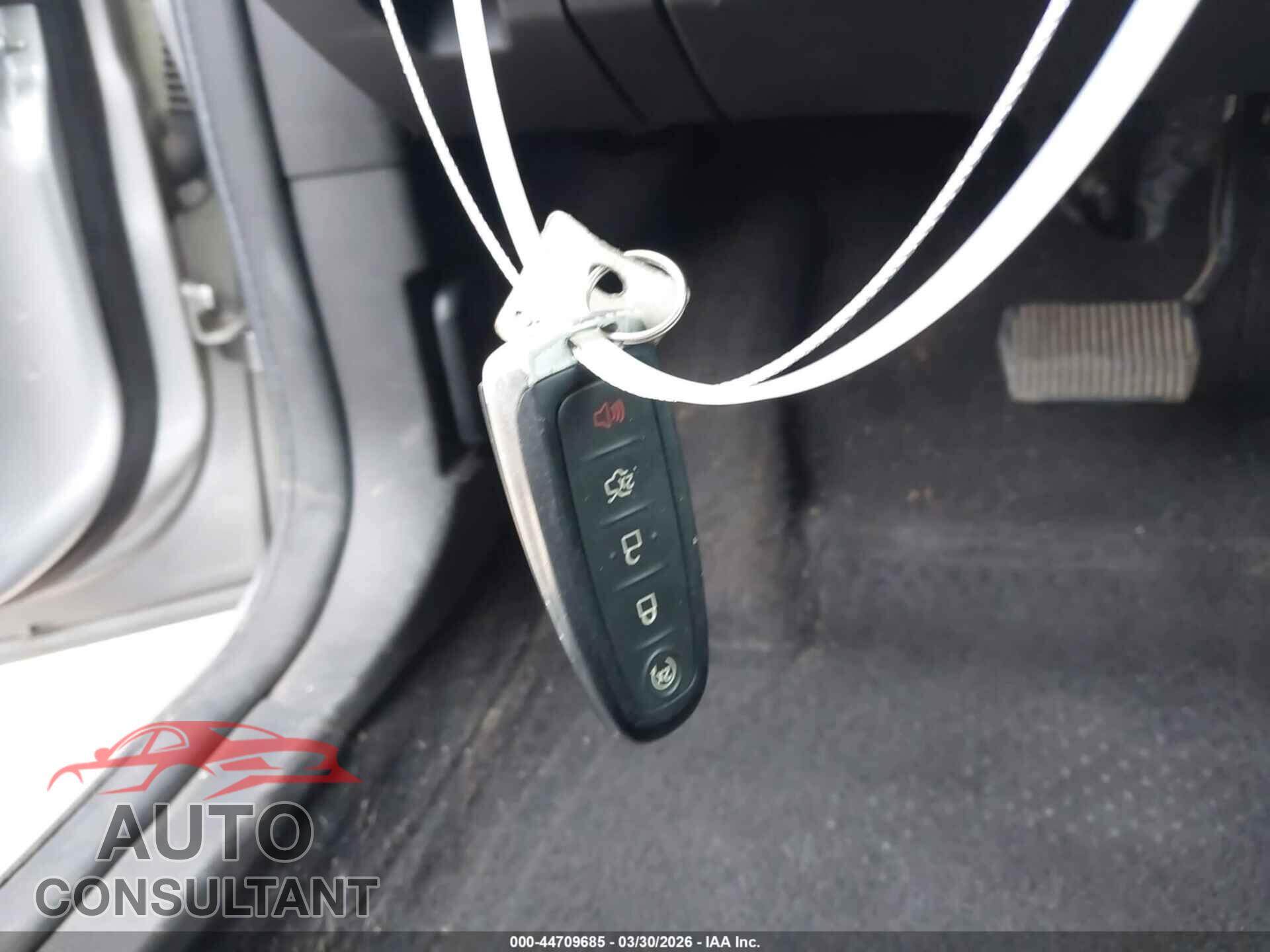 FORD FOCUS 2017 - 1FADP3N21HL268239