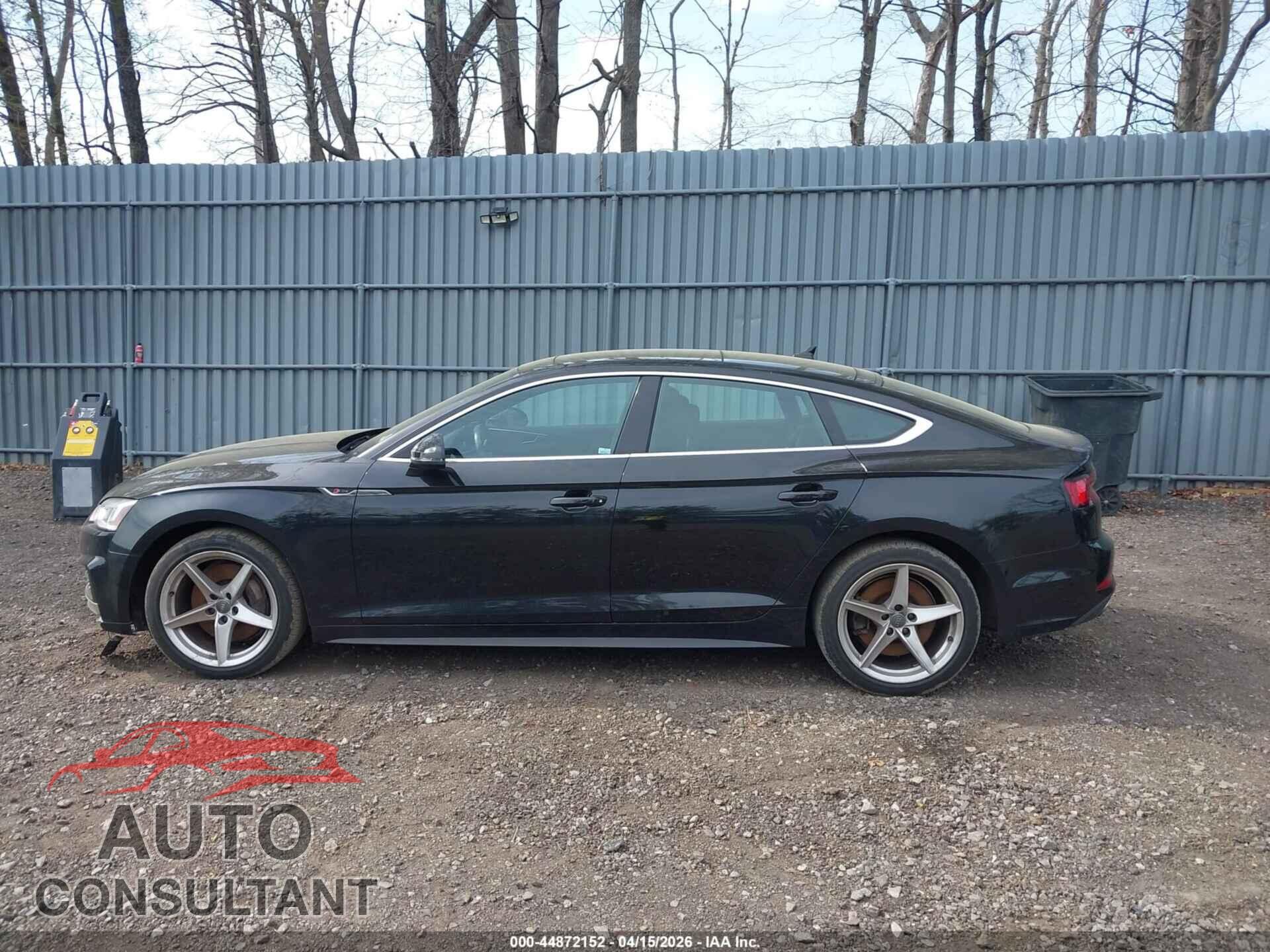AUDI A5 2018 - WAUENCF59JA022468