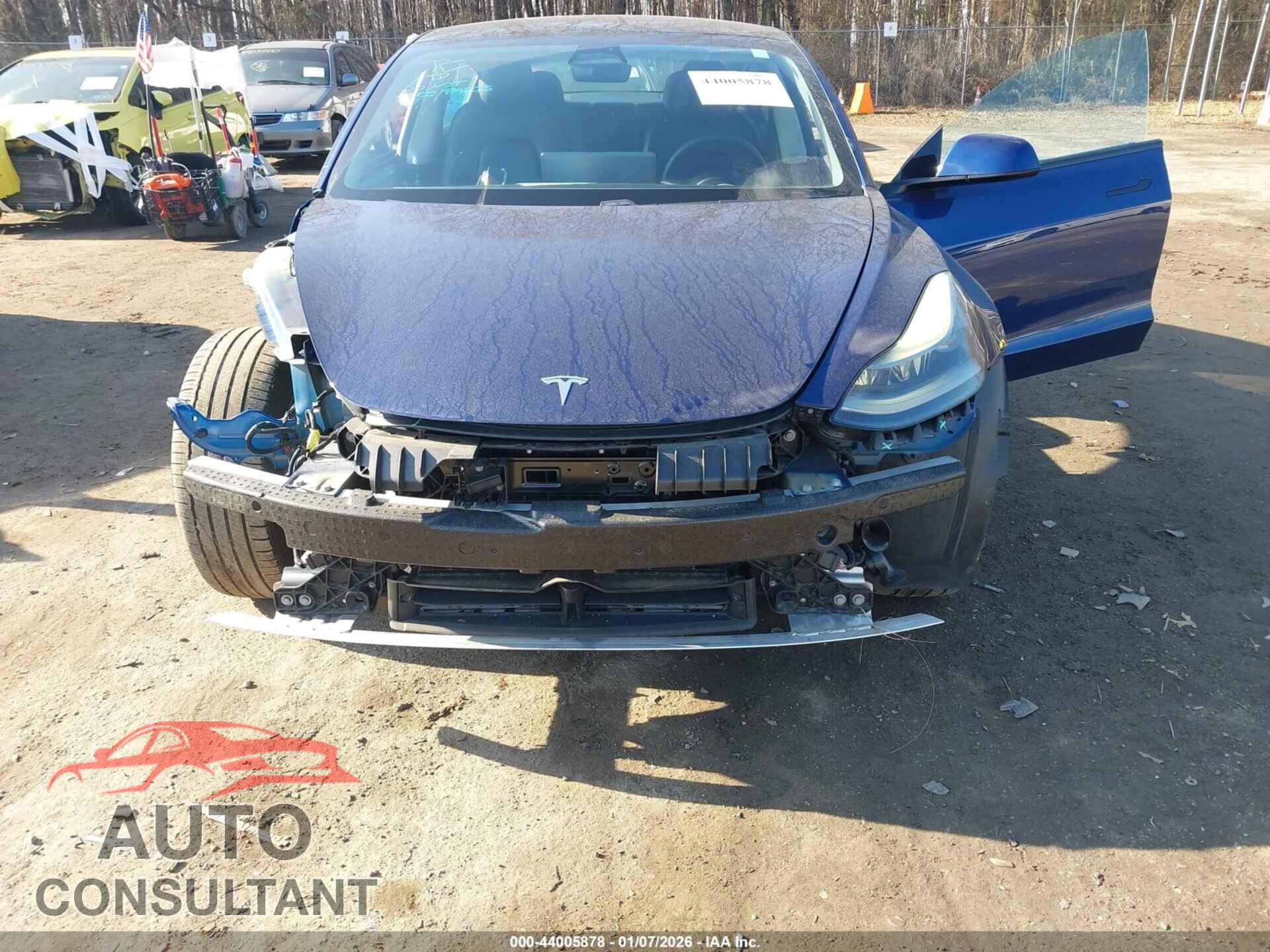 TESLA MODEL 3 2021 - 5YJ3E1EA5MF026901