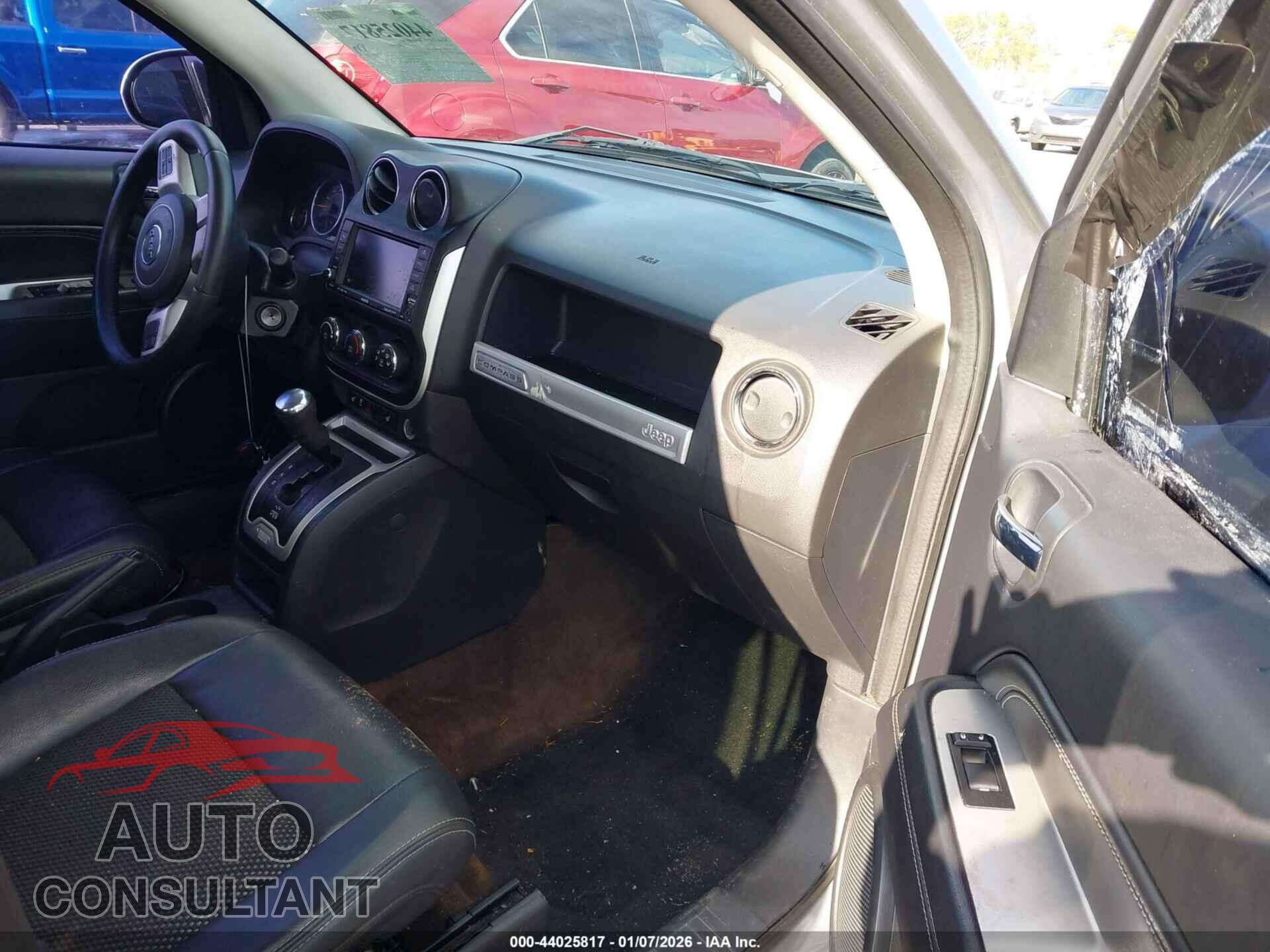 JEEP COMPASS 2015 - 1C4NJCEA3FD246919