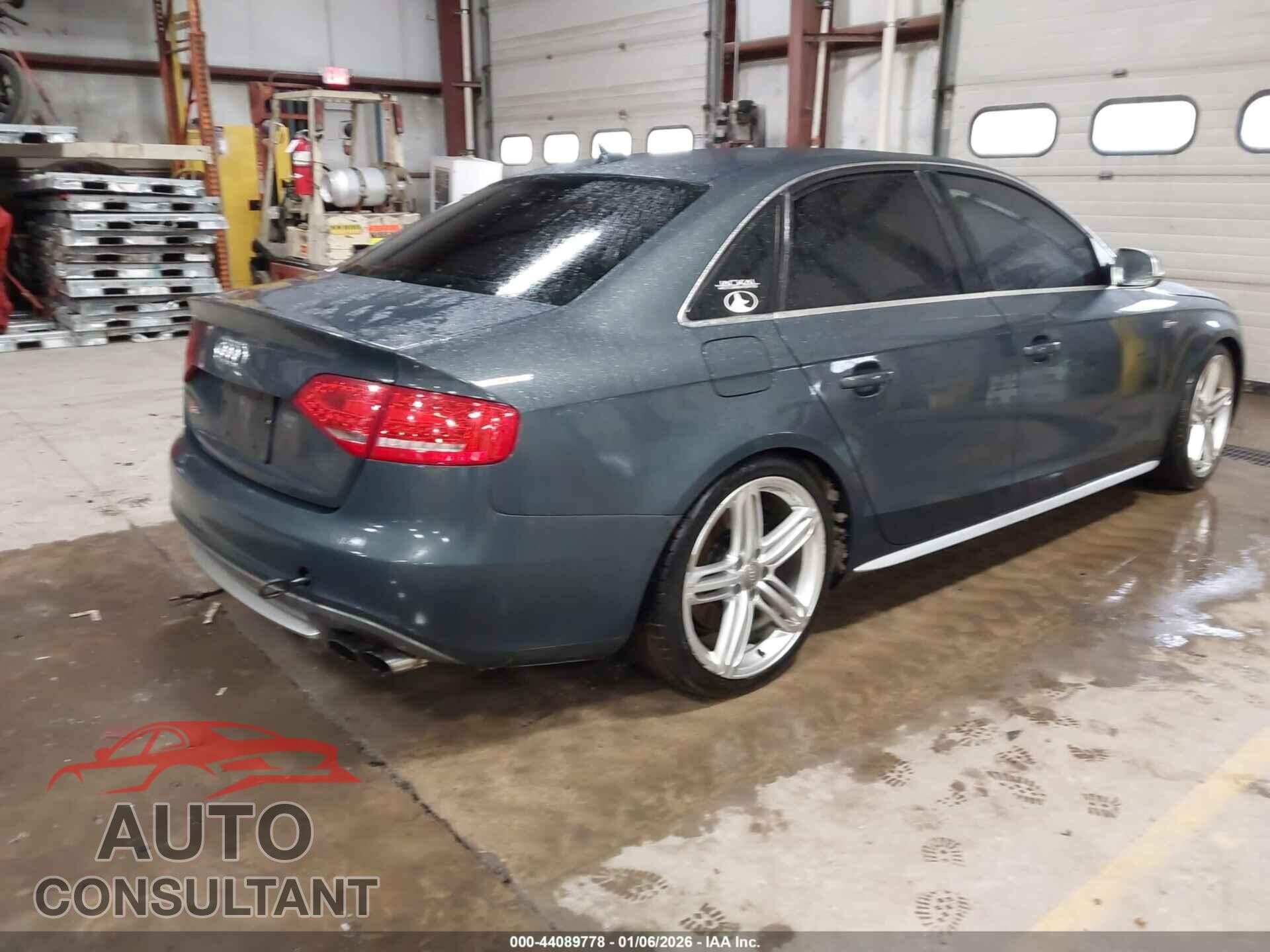 AUDI S4 2011 - WAUBGAFL0BA168047