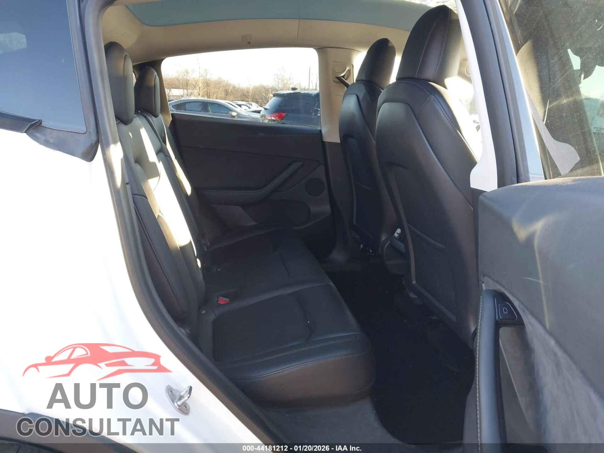 TESLA MODEL Y 2021 - 5YJYGDEE3MF065541