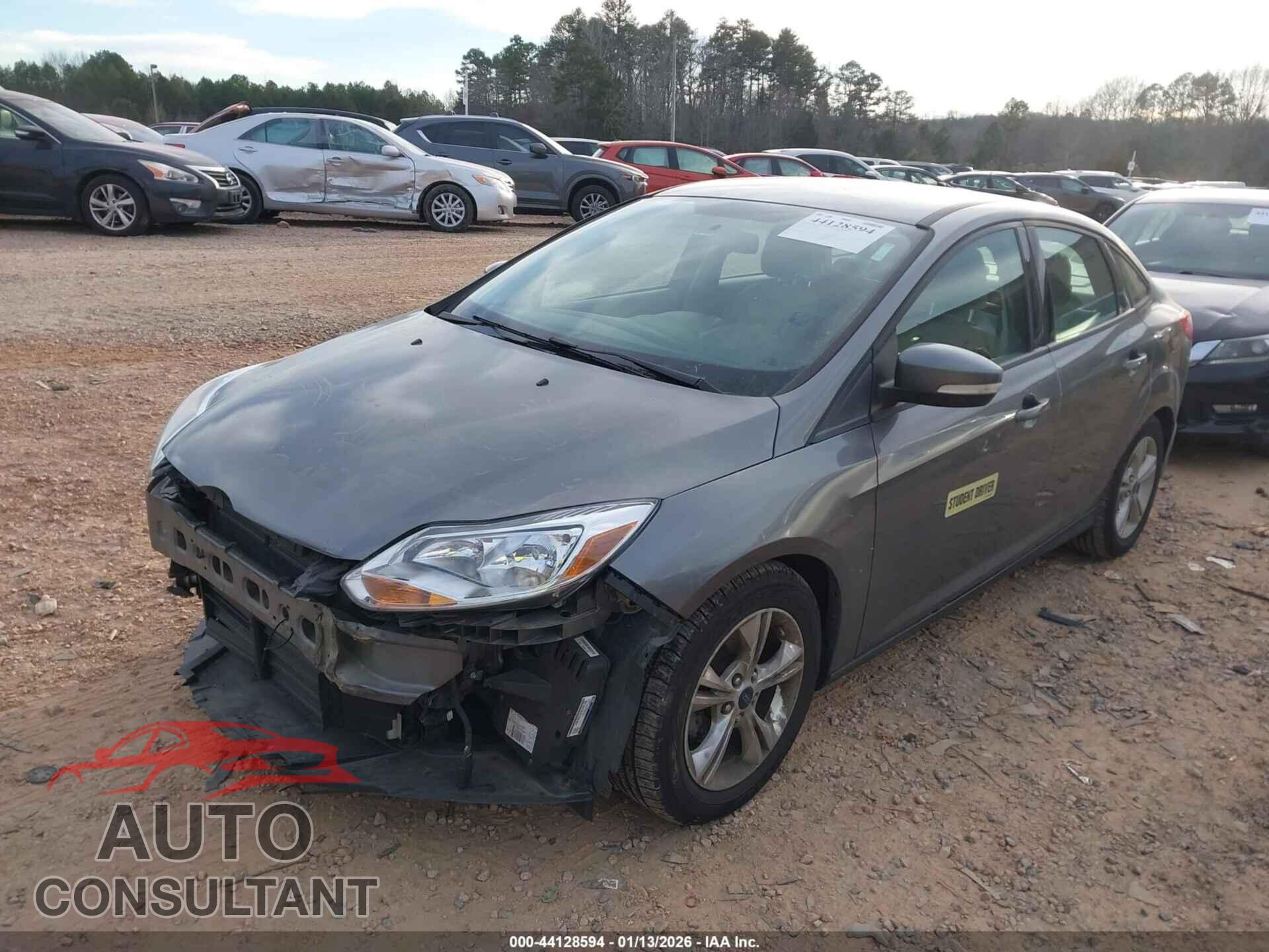 FORD FOCUS 2013 - 1FADP3F29DL352382