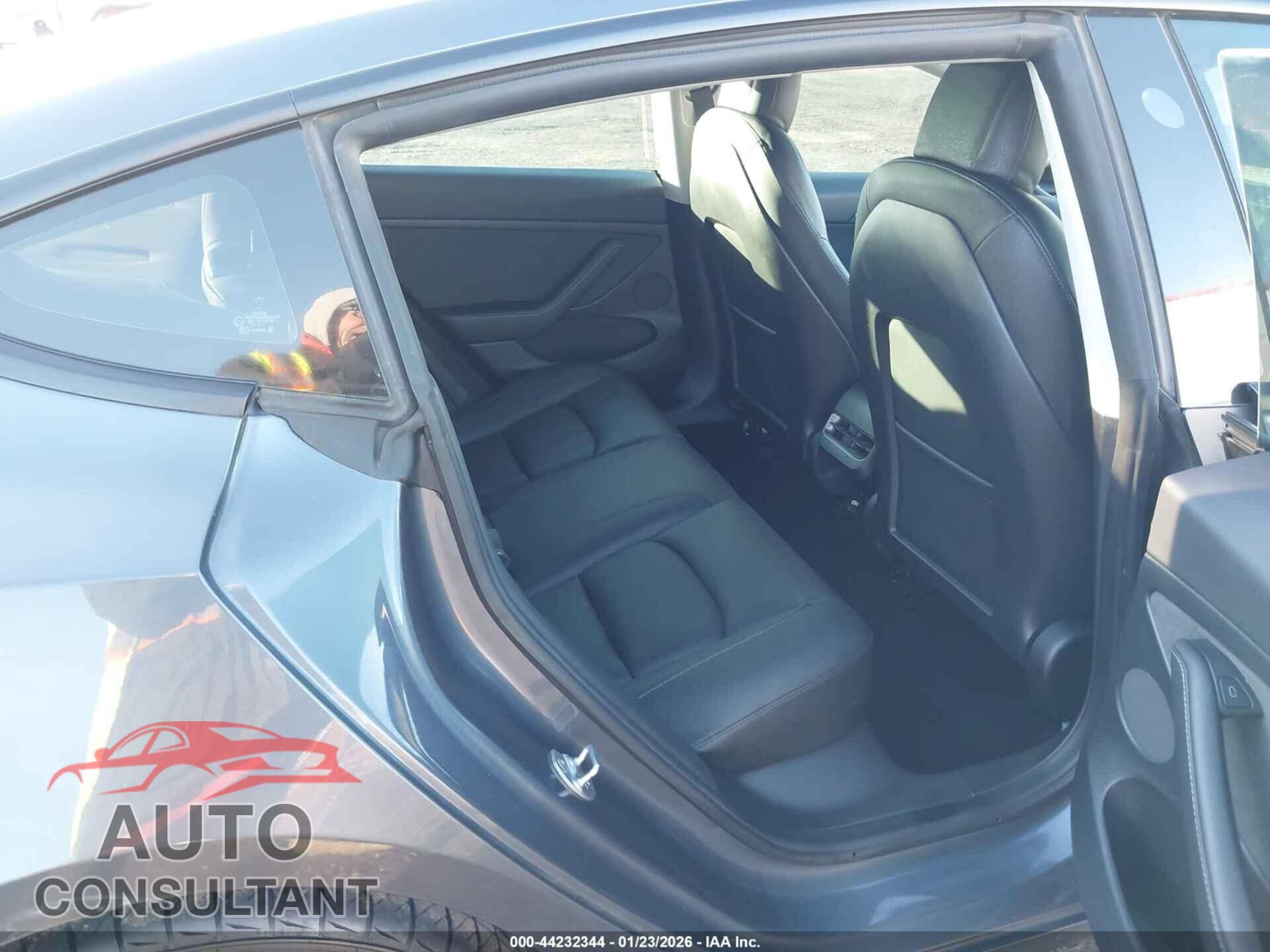 TESLA MODEL 3 2022 - 5YJ3E1EB5NF337559
