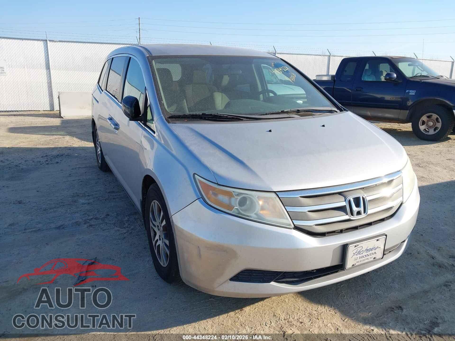 HONDA ODYSSEY 2013 - 5FNRL5H48DB036433