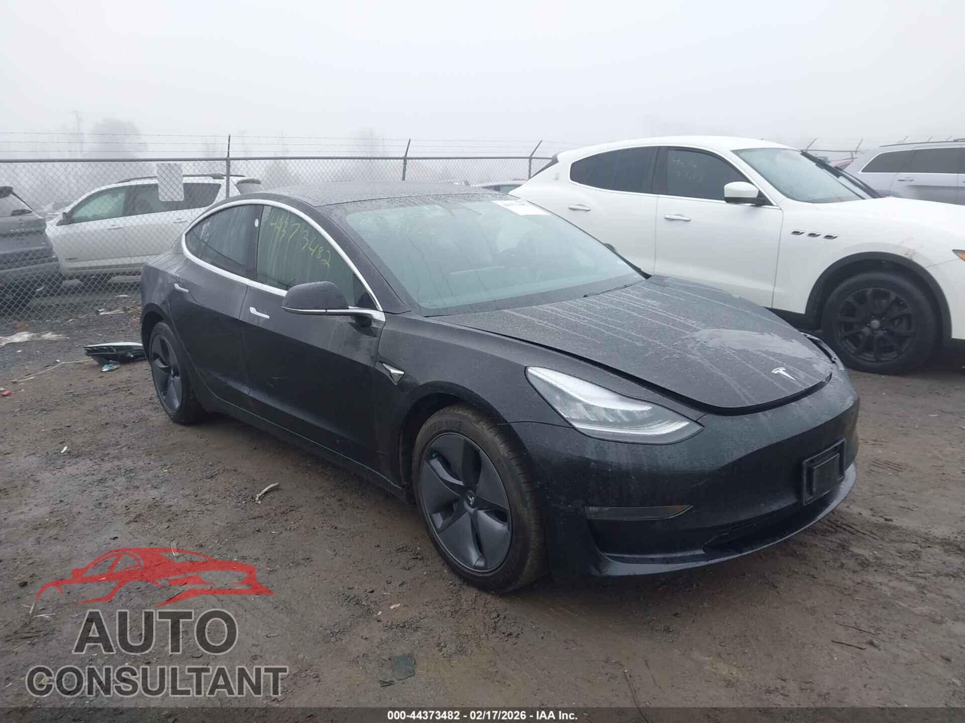TESLA MODEL 3 2019 - 5YJ3E1EB3KF208585
