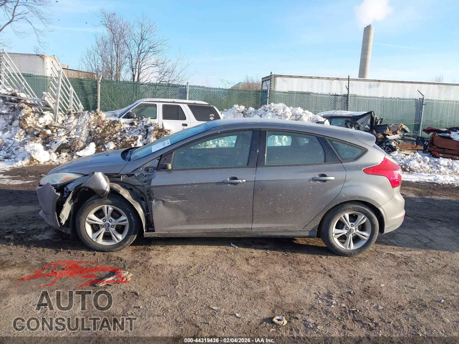 FORD FOCUS 2014 - 1FADP3K22EL202329