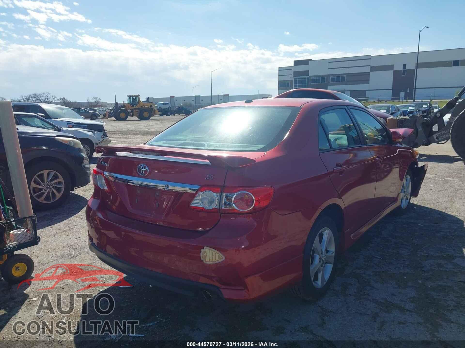 TOYOTA COROLLA 2011 - 2T1BU4EE3BC715212