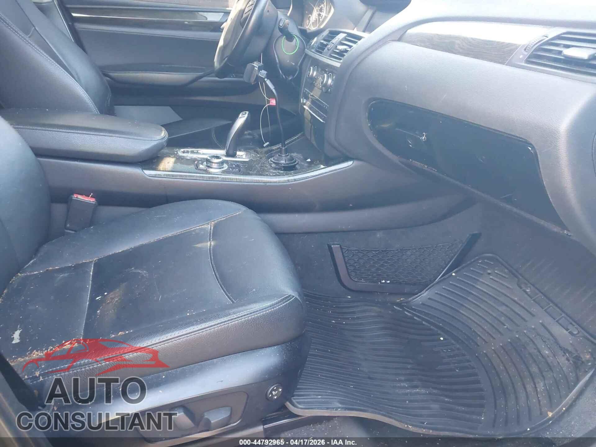 BMW X3 2011 - 5UXWX5C51BL712477