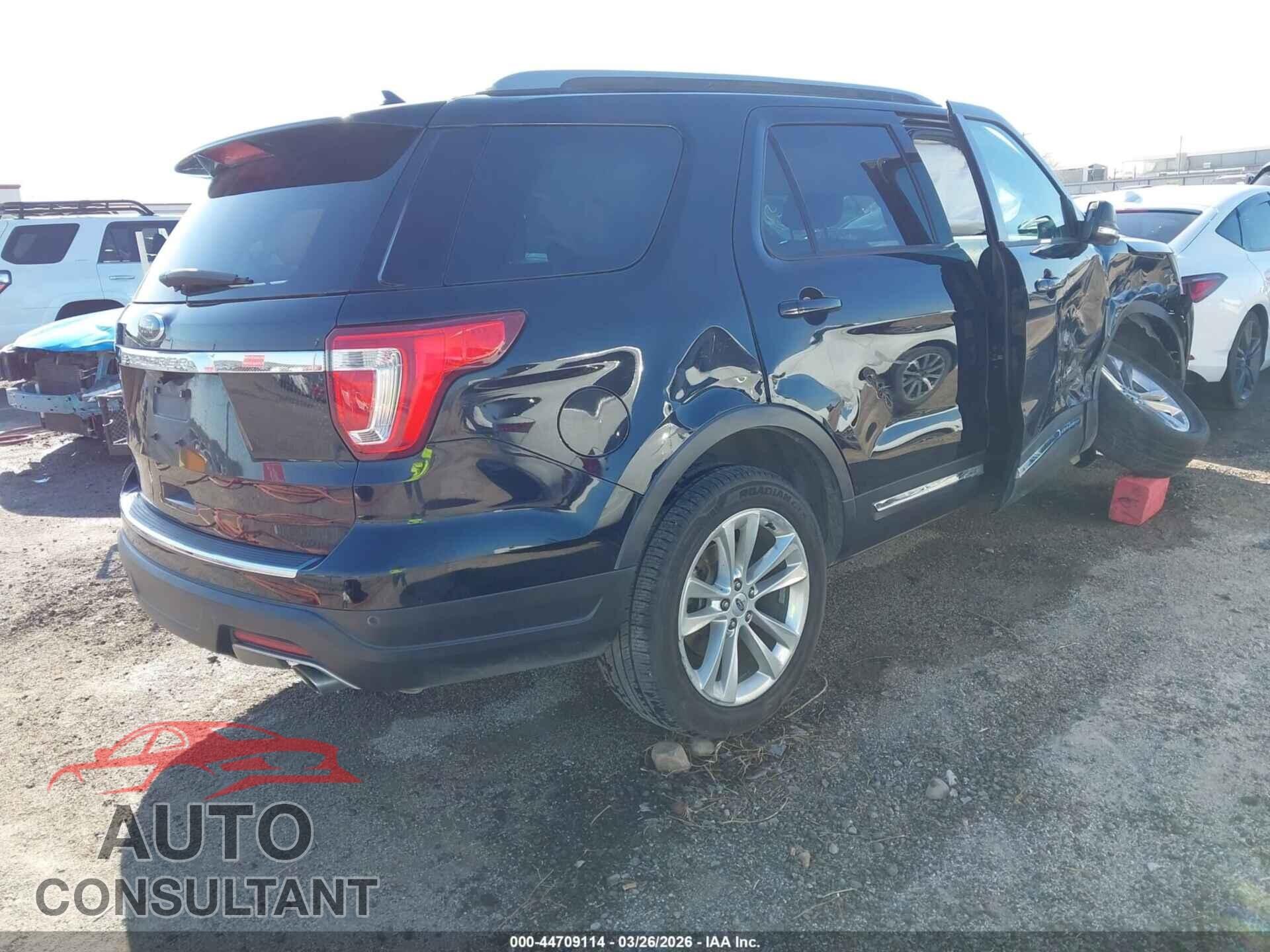 FORD EXPLORER 2018 - 1FM5K7D86JGA54626