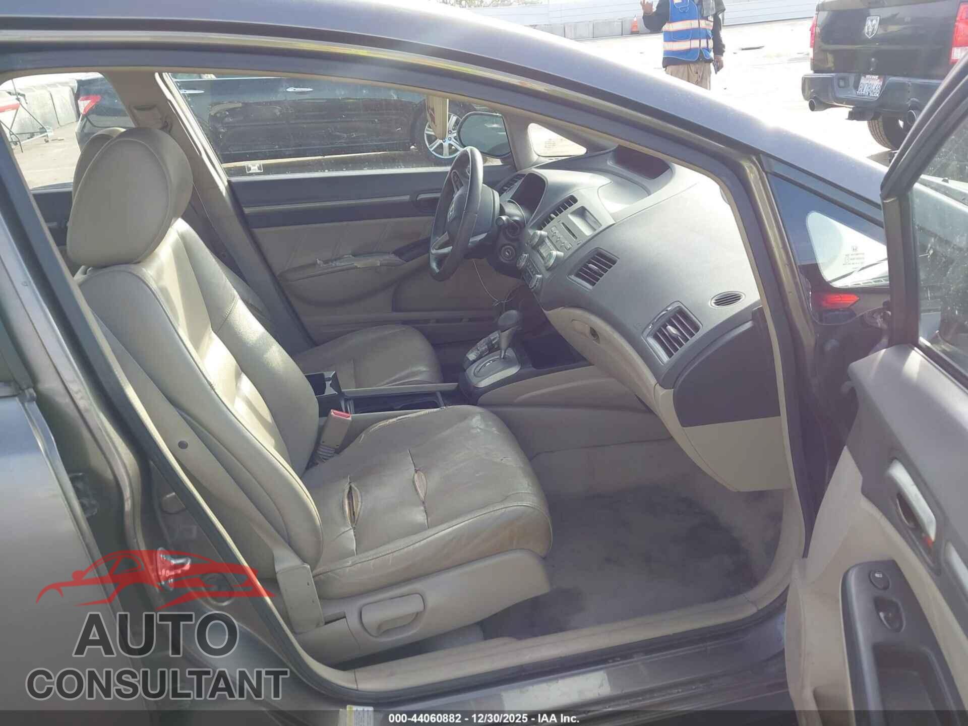 HONDA CIVIC 2010 - 19XFA1F93AE066246
