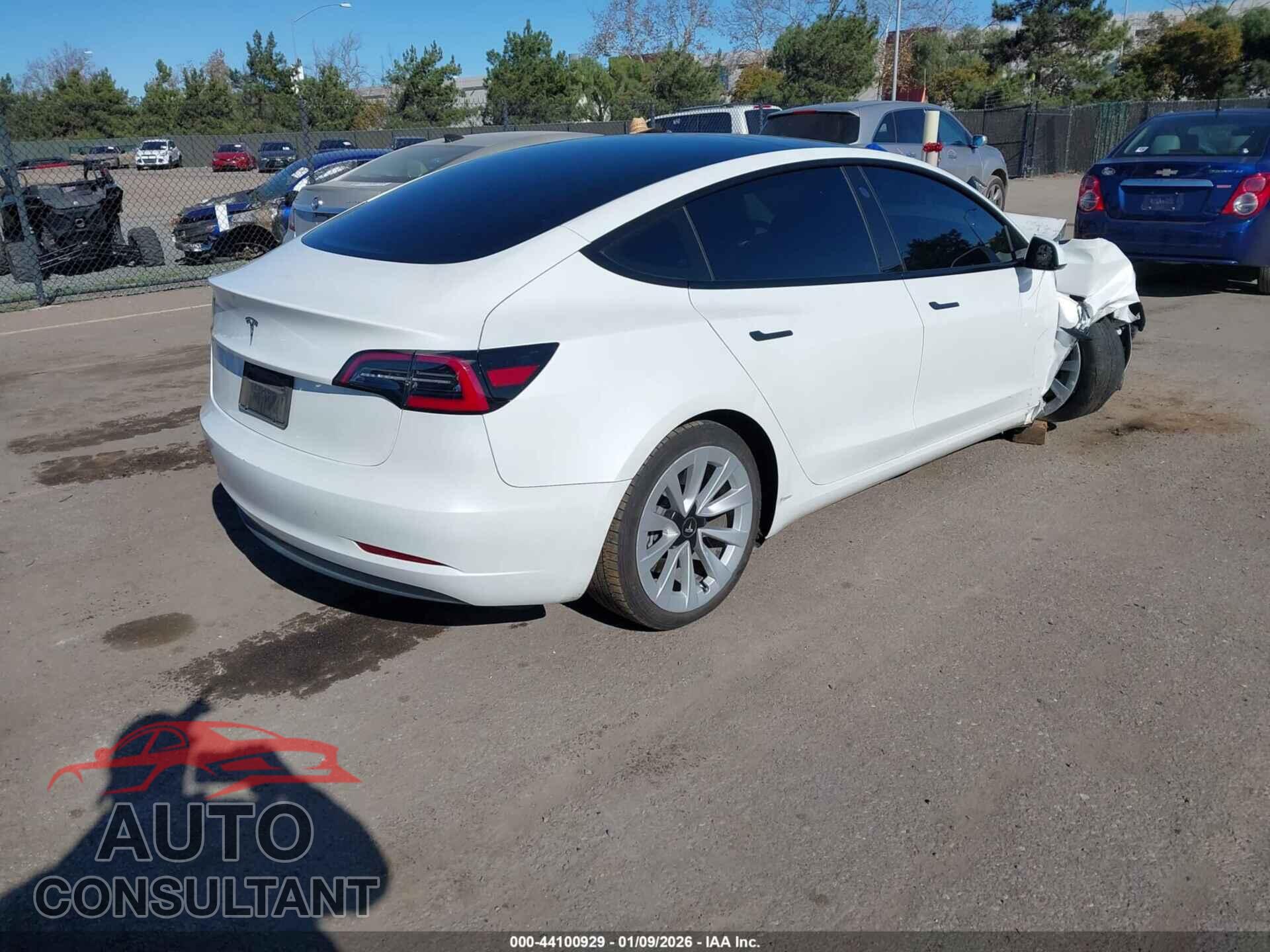 TESLA MODEL 3 2023 - 5YJ3E1EA4PF562145