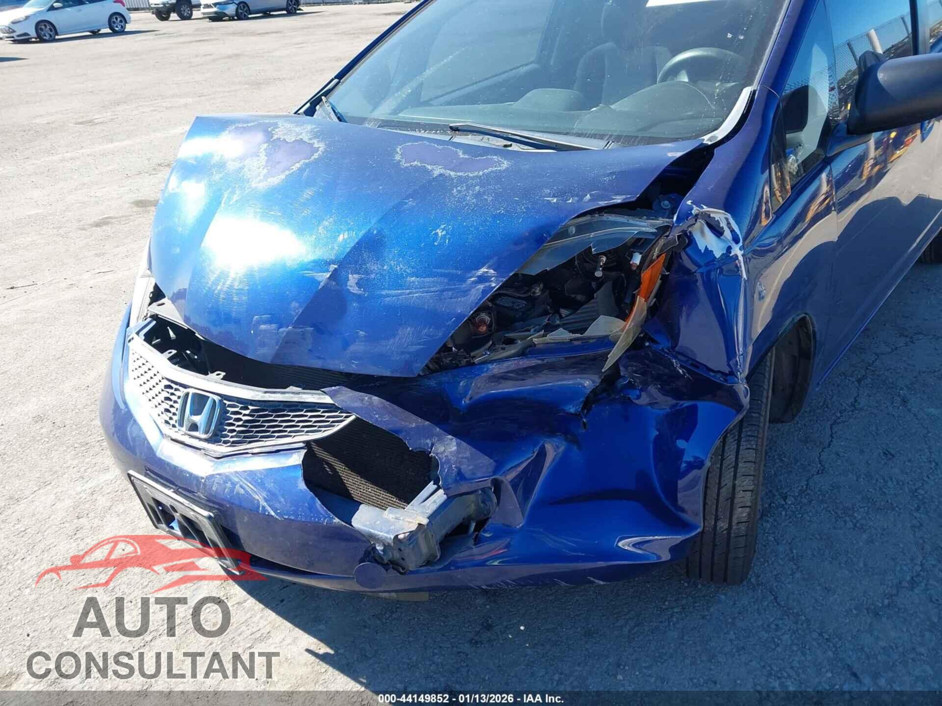 HONDA FIT 2011 - JHMGE8H3XBC018860