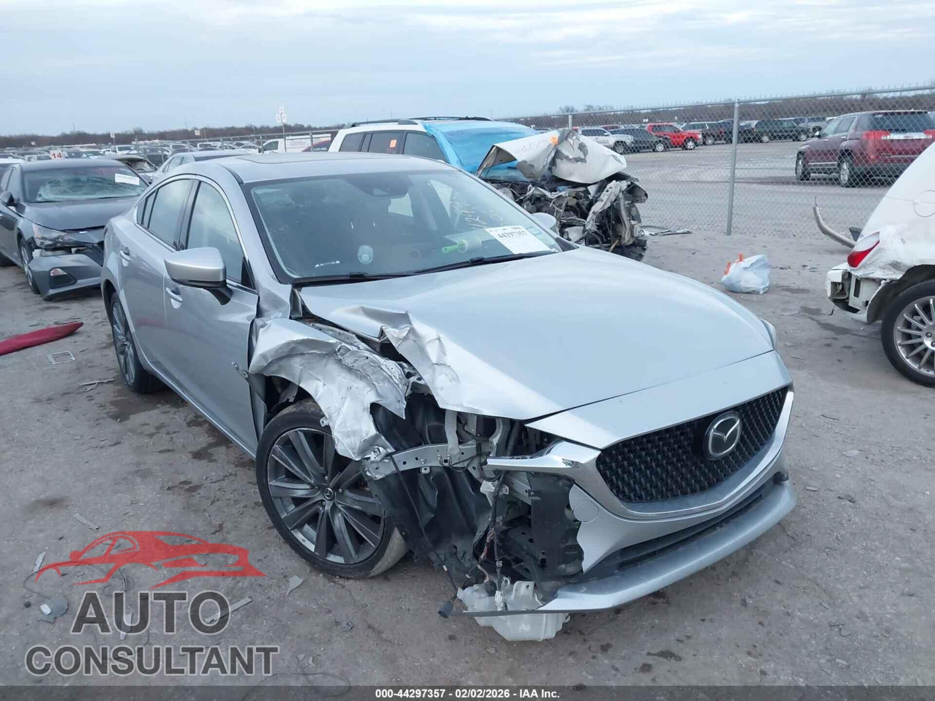 MAZDA MAZDA6 2018 - JM1GL1VM2J1310525