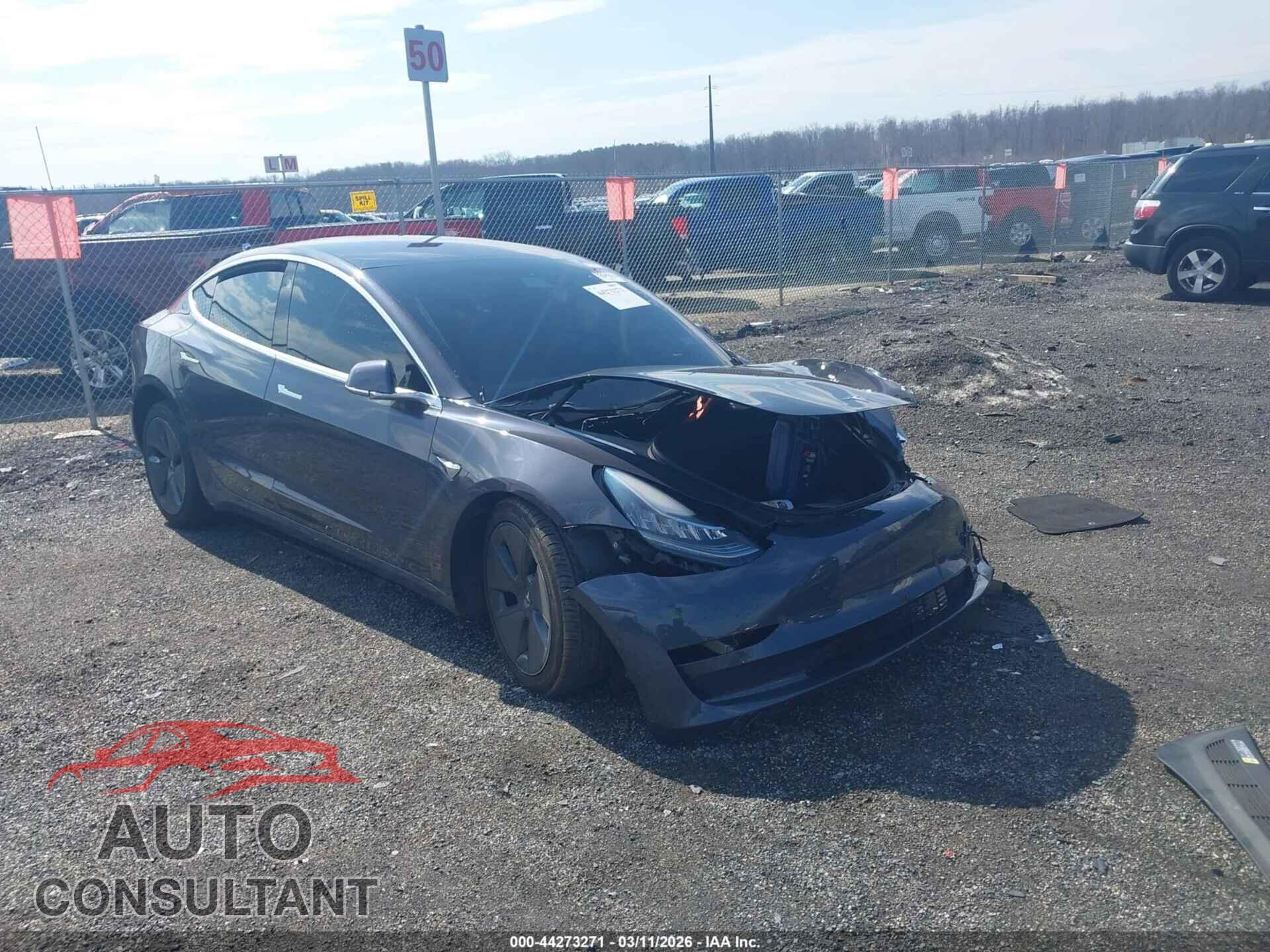 TESLA MODEL 3 2018 - 5YJ3E1EB5JF097102