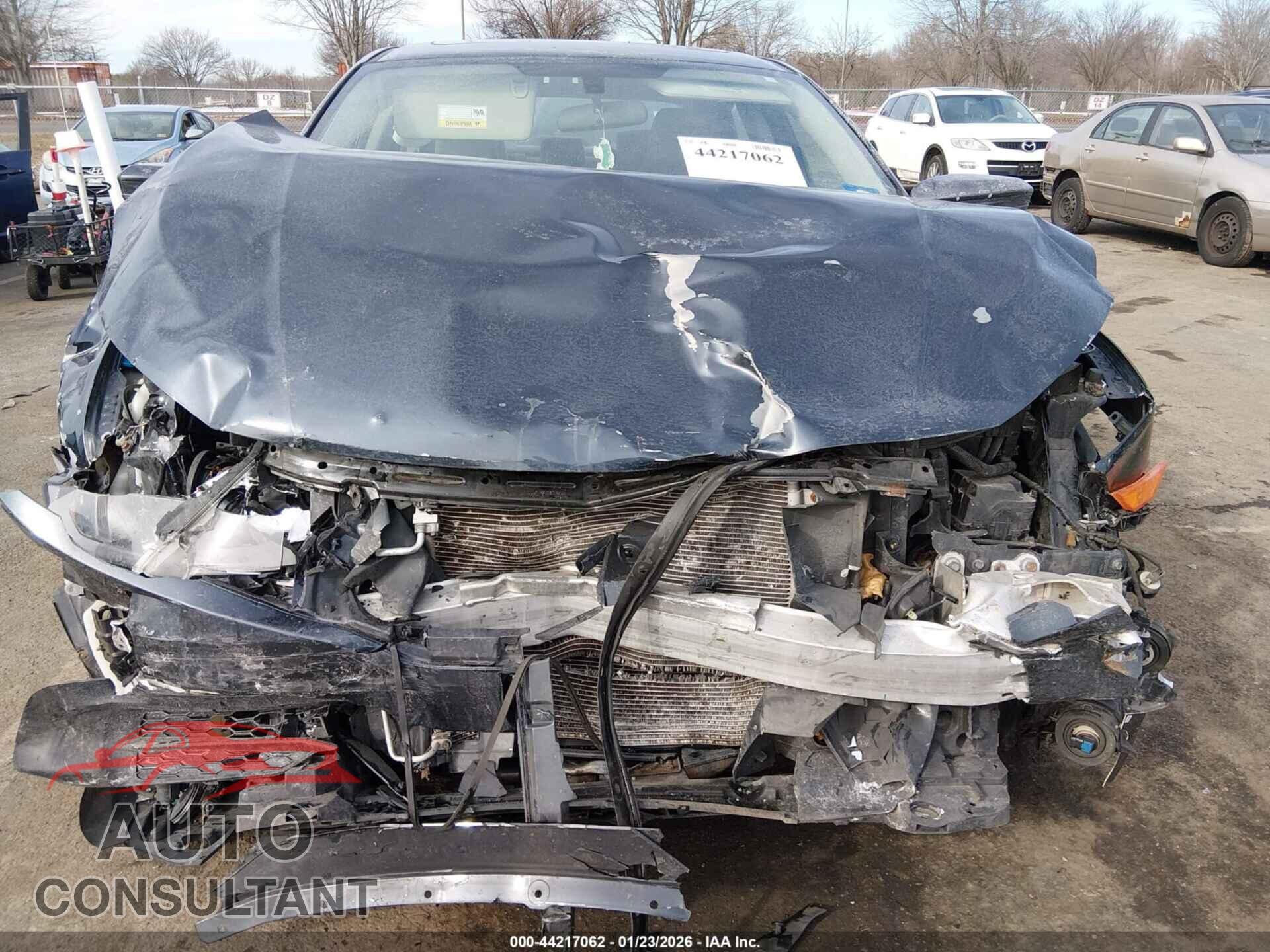 HONDA CIVIC 2018 - 2HGFC2F79JH516101