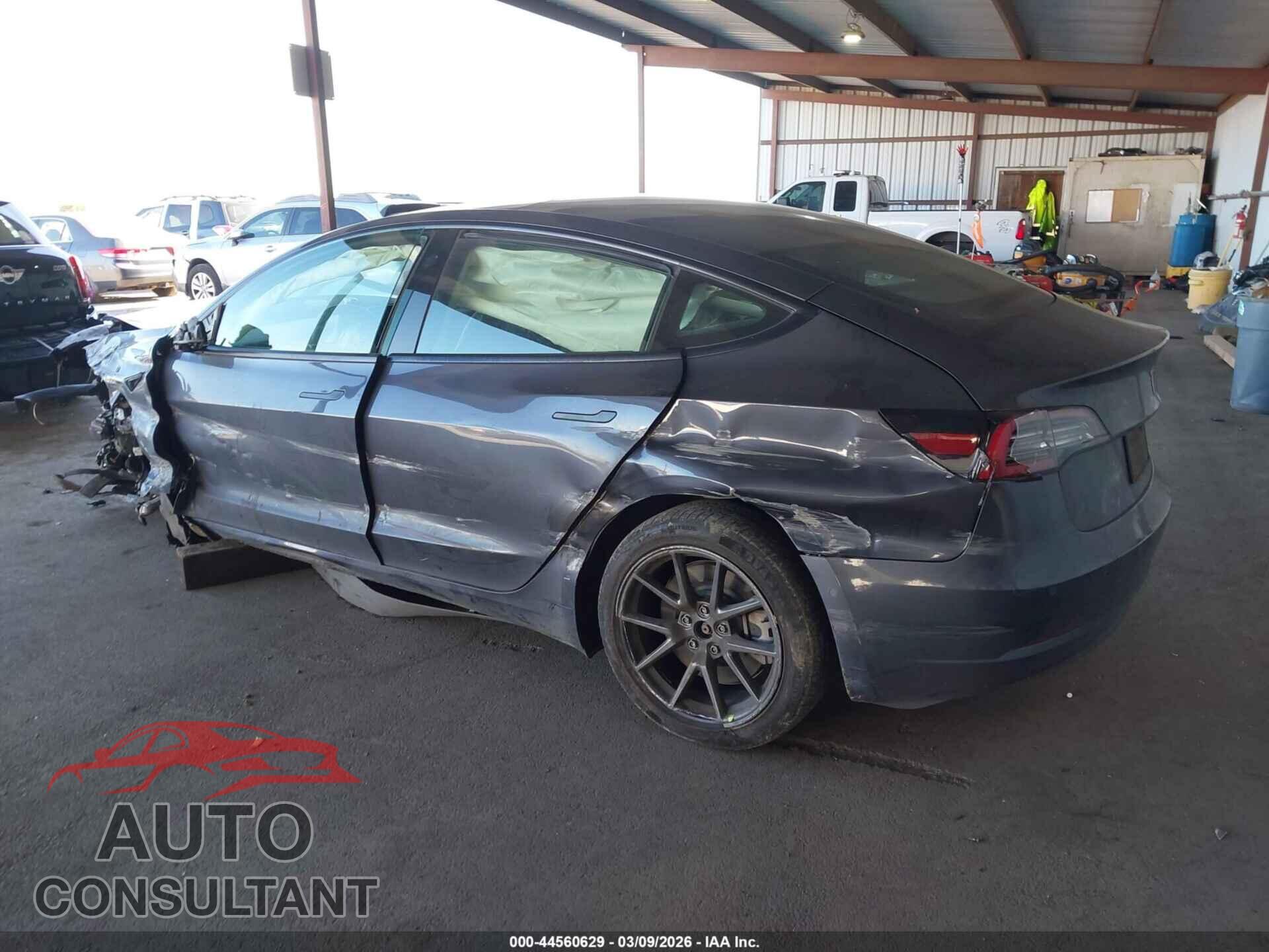 TESLA MODEL 3 2022 - 5YJ3E1EA8NF113127