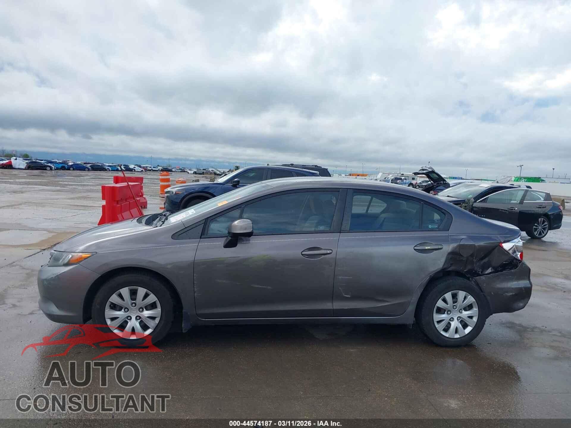 HONDA CIVIC 2012 - 19XFB2F55CE057292