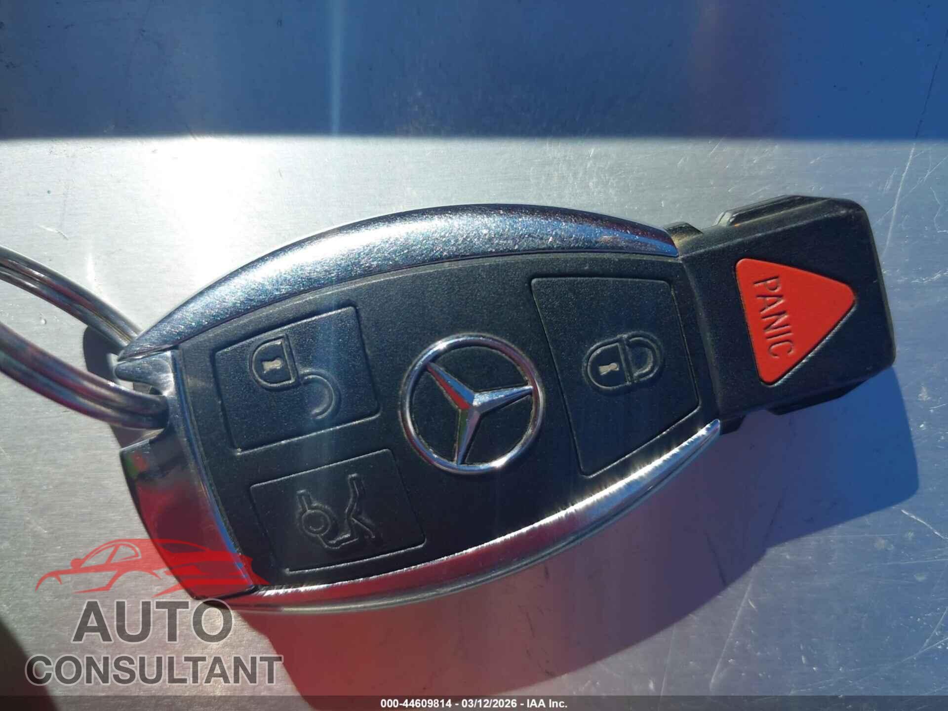 MERCEDES-BENZ E 350 2012 - WDDHF5KB1CA562586