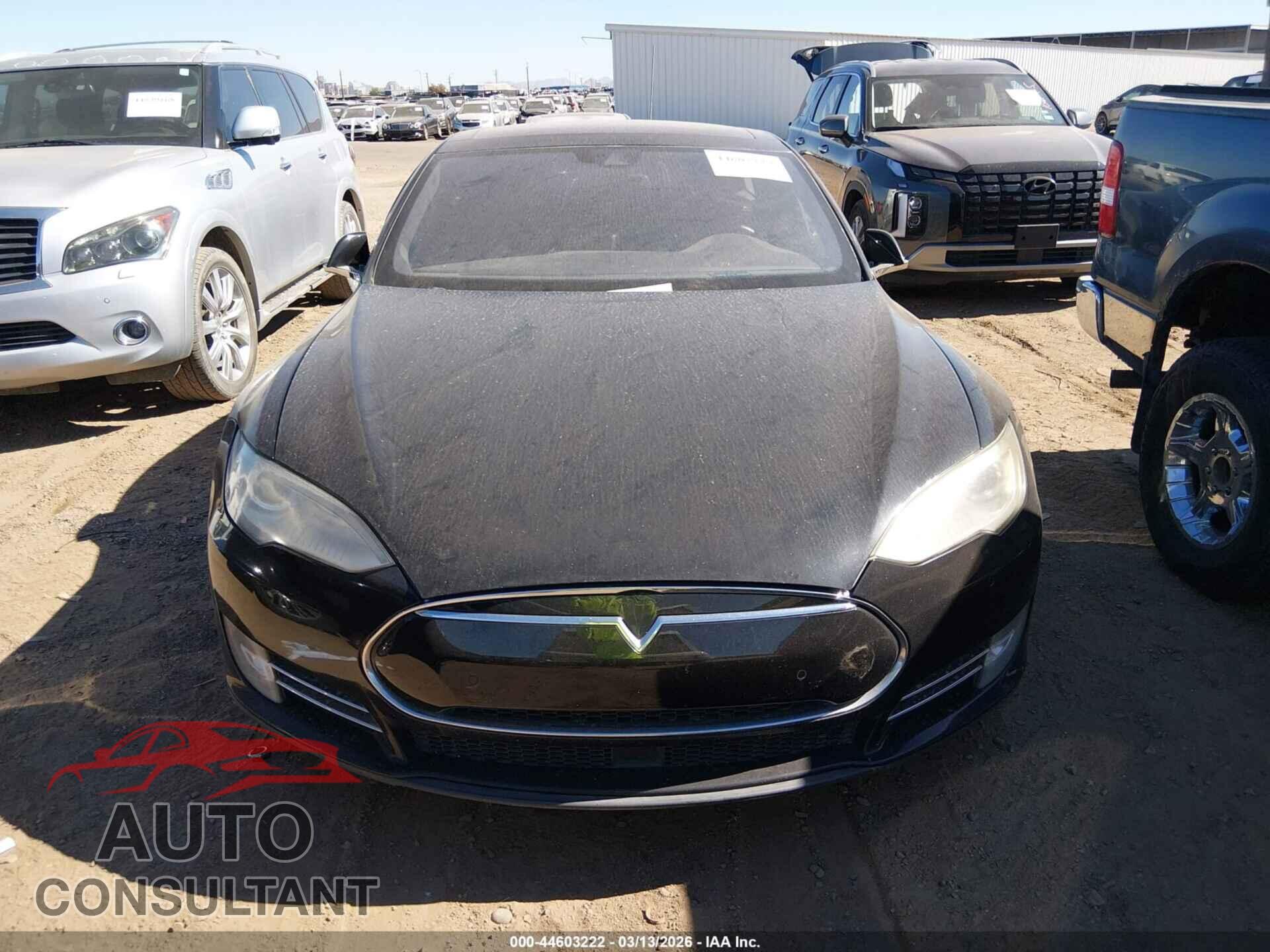 TESLA MODEL S 2015 - 5YJSA1H40FF080624