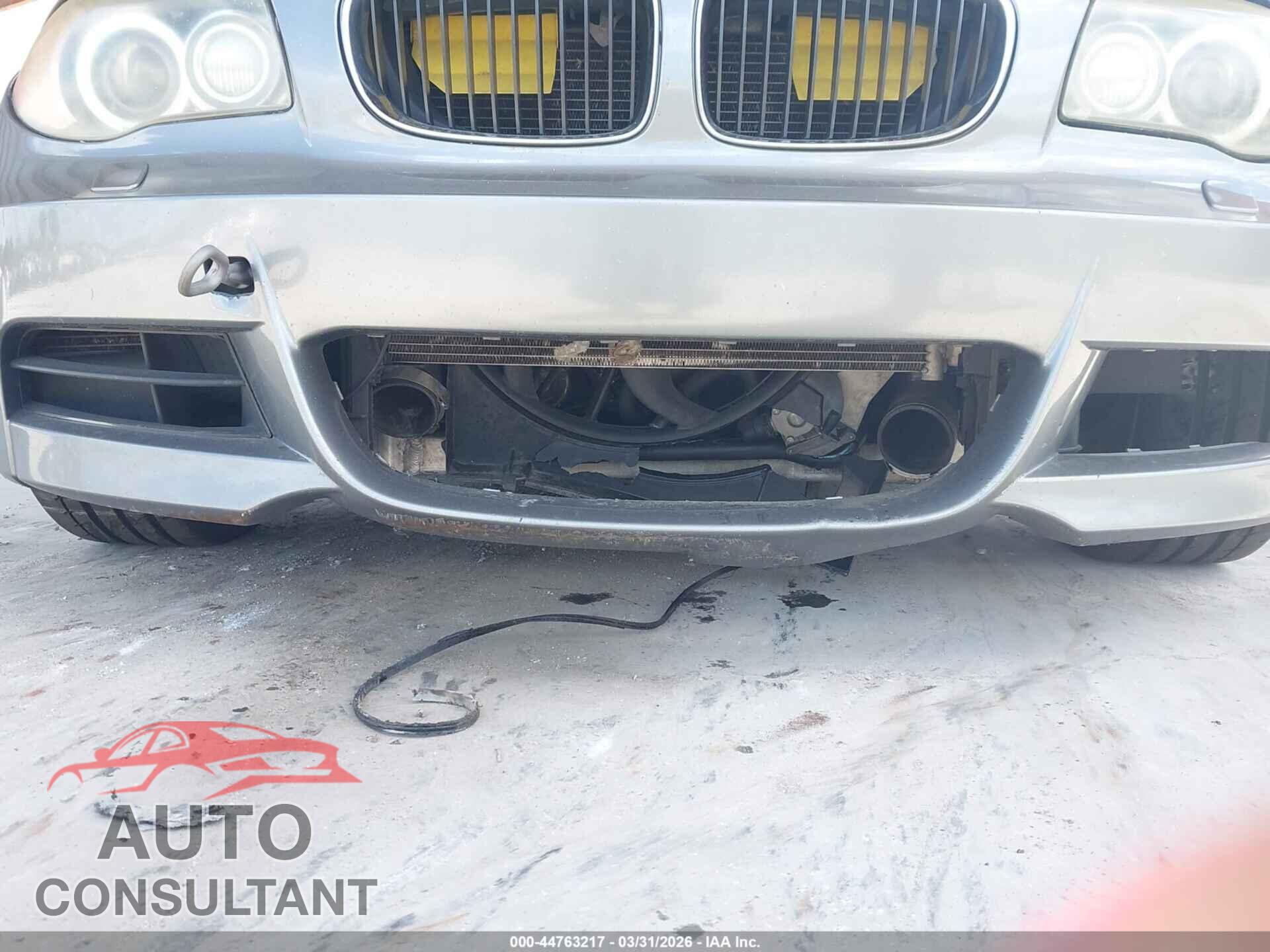 BMW 135I 2011 - WBAUC9C52BVM10824