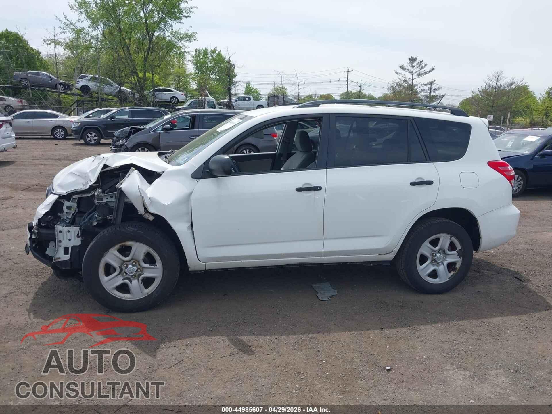 TOYOTA RAV4 2011 - 2T3BF4DV8BW140588