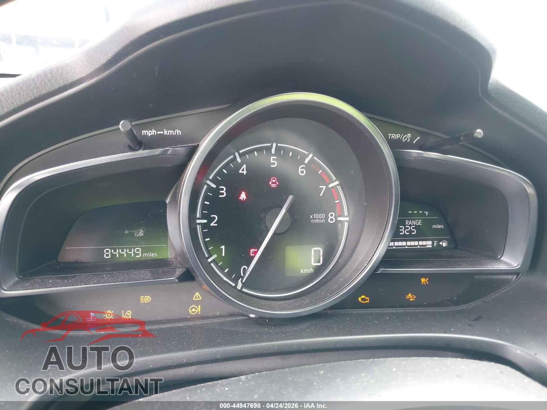 MAZDA MAZDA3 2018 - 3MZBN1W32JM200116