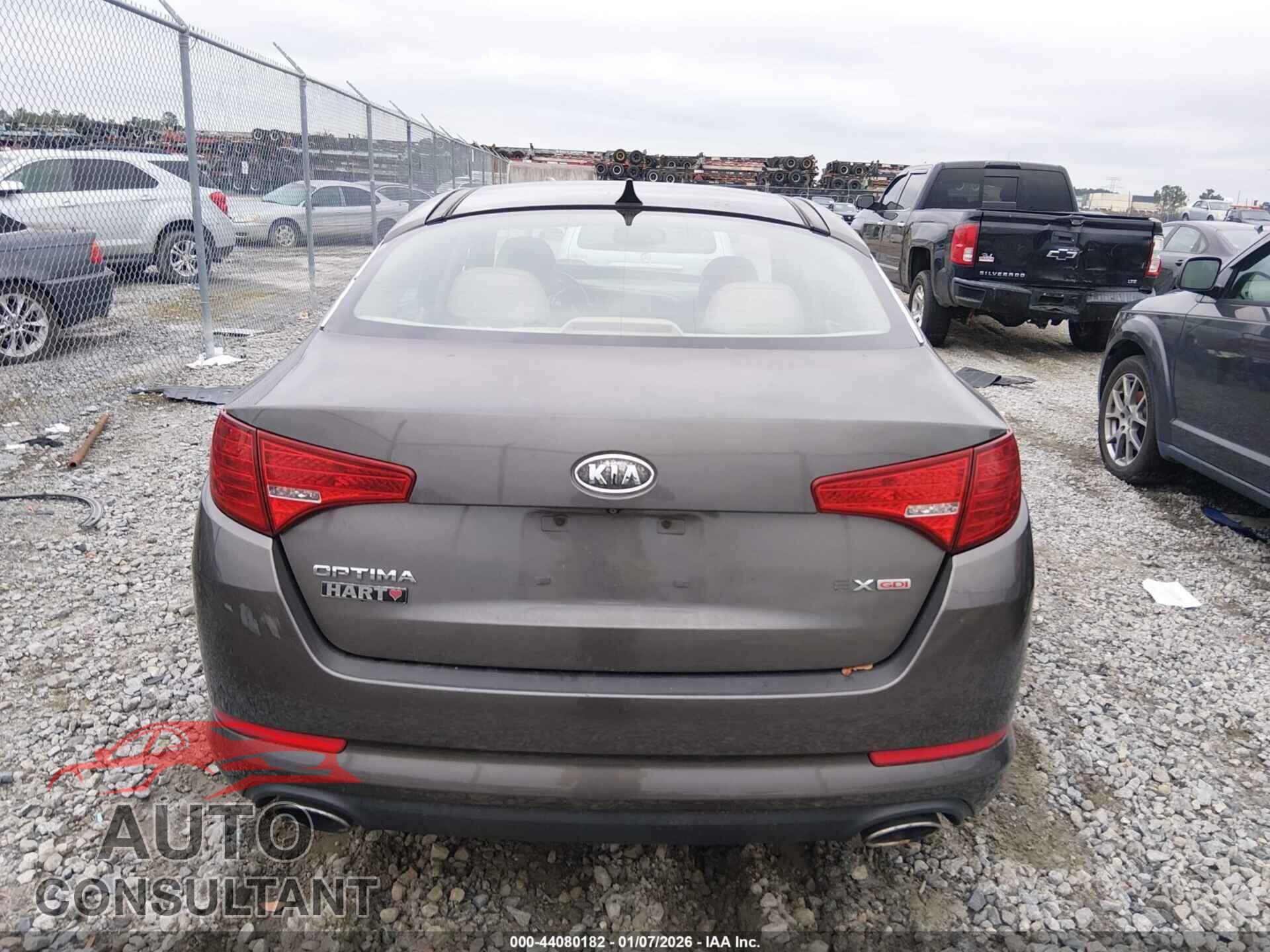KIA OPTIMA 2011 - KNAGN4A79B5164529