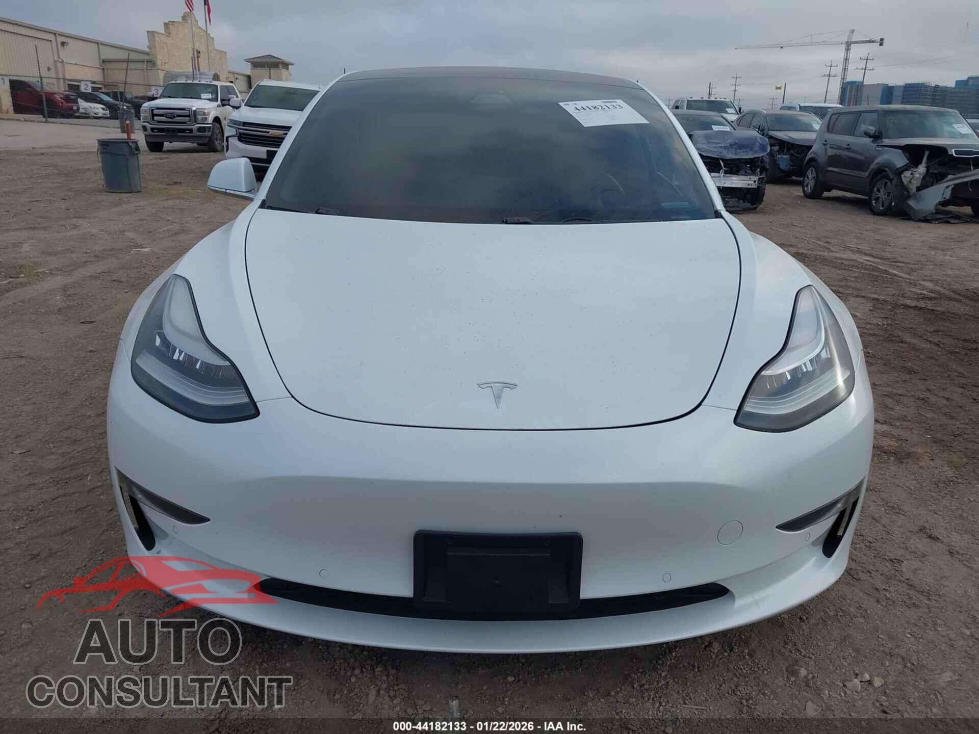 TESLA MODEL 3 2018 - 5YJ3E1EBXJF094793